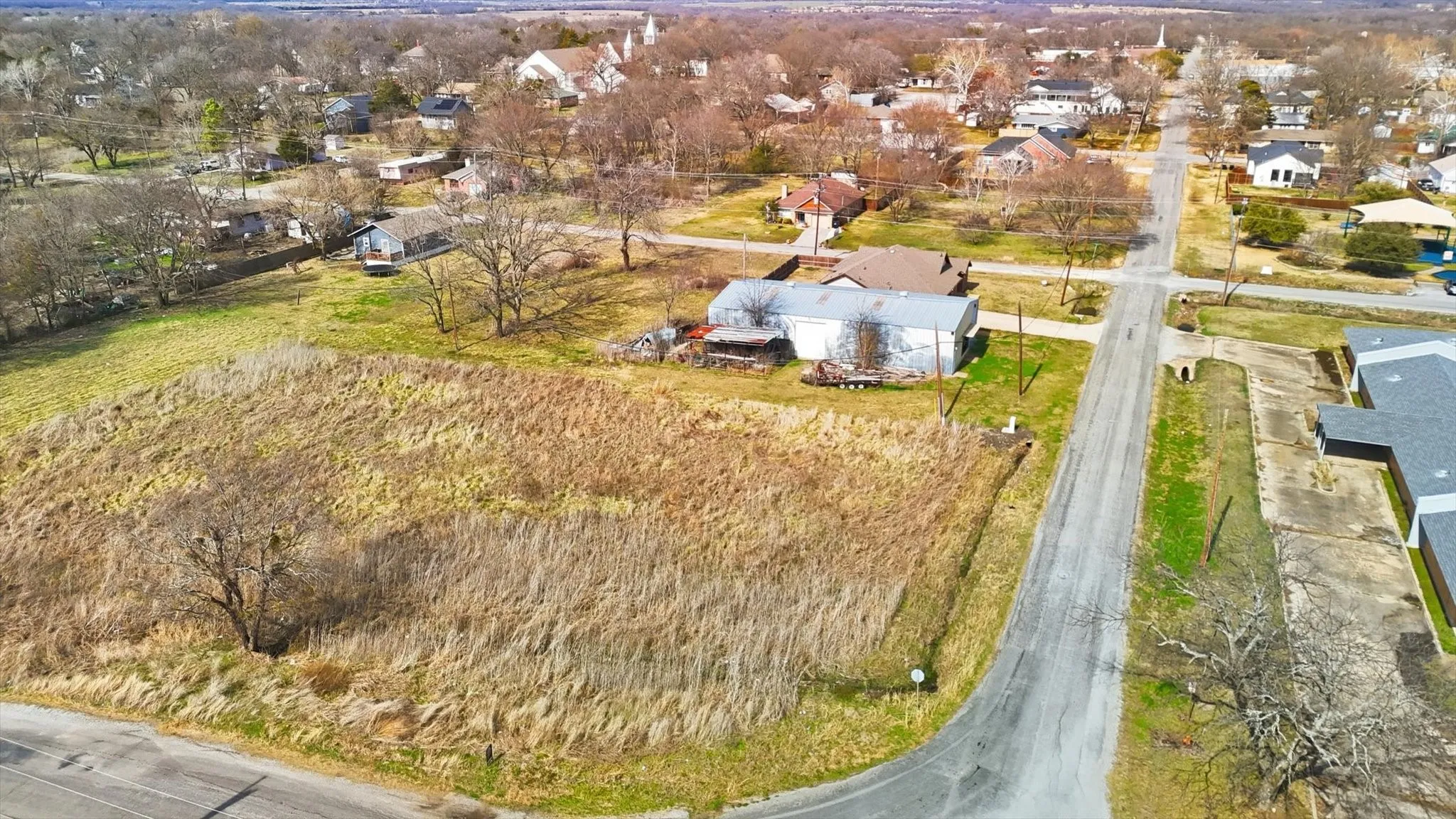 Unimproved Land For Sale in Grayson County , 202 Pine Street, Whitewright, Texas 75491, 0, 0, Garage spaces, 0 Sqft, built in 0, mls#21183299, Real Estate Agent in Whitewright, Homes For Sale in Grayson county, Homes For Sale in Whitewright, Realtor in Whitewright Texas, Real Estate Brokerage Independent Realty Texas, Luminita Cordes Realtor