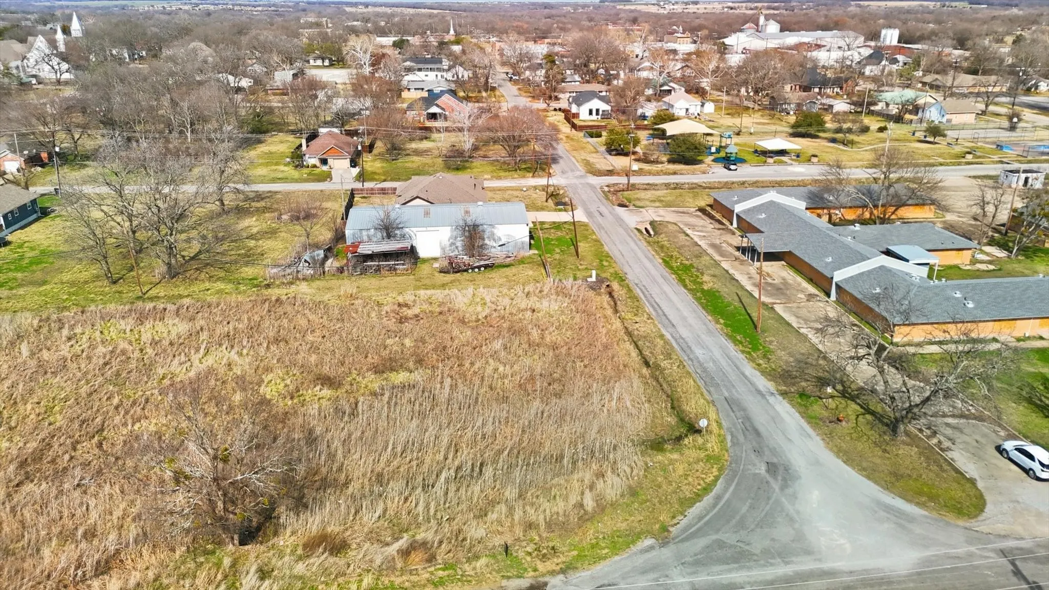 Unimproved Land For Sale in Grayson County , 202 Pine Street, Whitewright, Texas 75491, 0, 0, Garage spaces, 0 Sqft, built in 0, mls#21183299, Real Estate Agent in Whitewright, Homes For Sale in Grayson county, Homes For Sale in Whitewright, Realtor in Whitewright Texas, Real Estate Brokerage Independent Realty Texas, Luminita Cordes Realtor