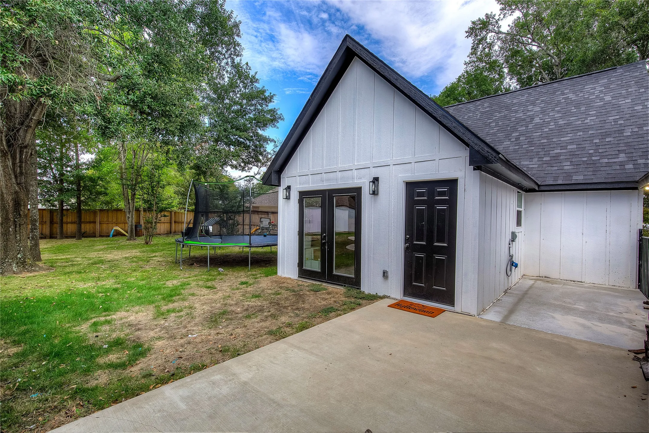 Single Family Residence For Sale in Hopkins County , 17 Jennifer Lane, Sulphur Springs, Texas 75482, 4 Bedroom, 6 Bathroom, 2 Garage spaces, 3,477 Sqft, built in 1994, mls#21181317, Real Estate Agent in Sulphur Springs, Homes For Sale in Hopkins county, Homes For Sale in Sulphur Springs, Realtor in Sulphur Springs Texas, Real Estate Brokerage Independent Realty Texas, Luminita Cordes Realtor