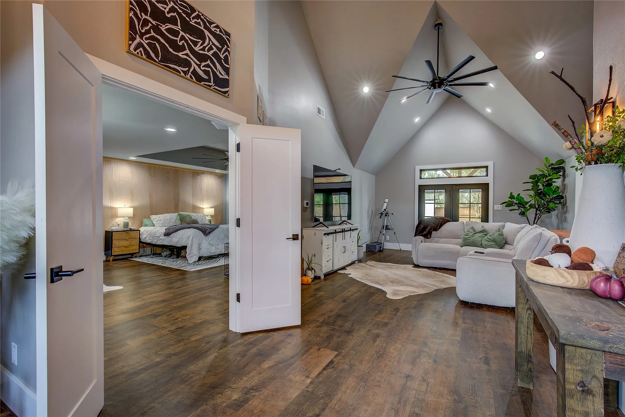 Single Family Residence For Sale in Hopkins County , 17 Jennifer Lane, Sulphur Springs, Texas 75482, 4 Bedroom, 6 Bathroom, 2 Garage spaces, 3,477 Sqft, built in 1994, mls#21181317, Real Estate Agent in Sulphur Springs, Homes For Sale in Hopkins county, Homes For Sale in Sulphur Springs, Realtor in Sulphur Springs Texas, Real Estate Brokerage Independent Realty Texas, Luminita Cordes Realtor