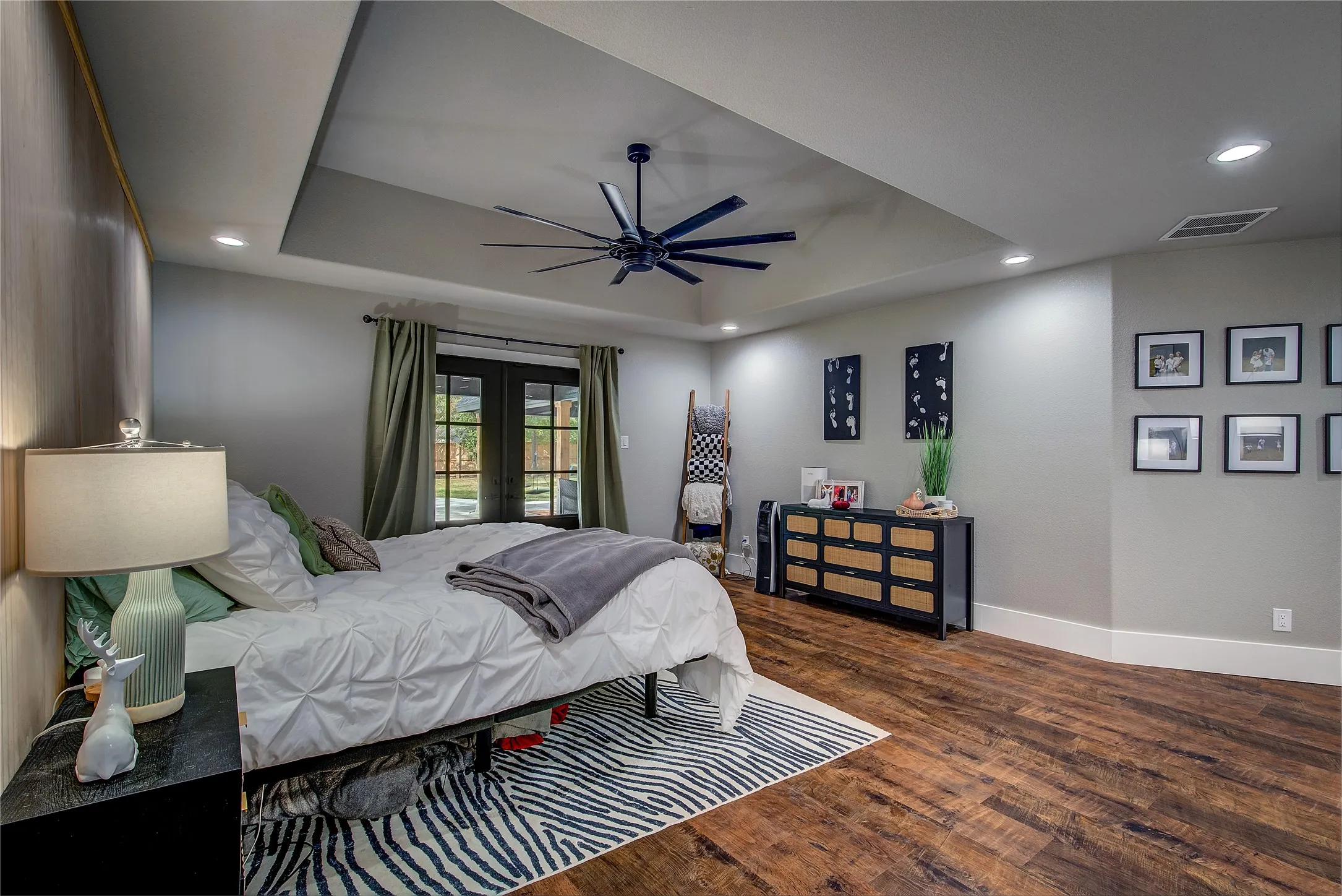 Single Family Residence For Sale in Hopkins County , 17 Jennifer Lane, Sulphur Springs, Texas 75482, 4 Bedroom, 6 Bathroom, 2 Garage spaces, 3,477 Sqft, built in 1994, mls#21181317, Real Estate Agent in Sulphur Springs, Homes For Sale in Hopkins county, Homes For Sale in Sulphur Springs, Realtor in Sulphur Springs Texas, Real Estate Brokerage Independent Realty Texas, Luminita Cordes Realtor