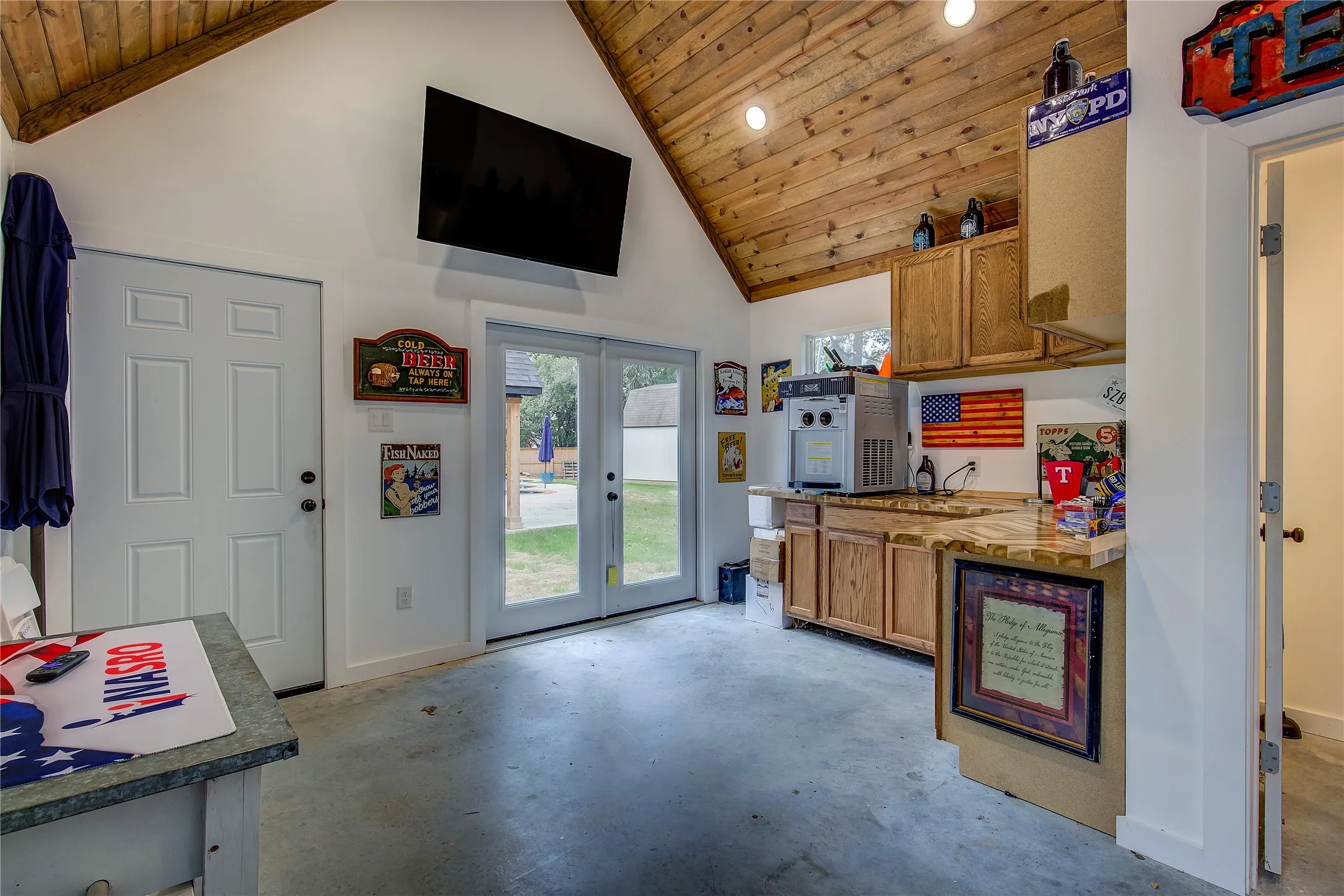 Single Family Residence For Sale in Hopkins County , 17 Jennifer Lane, Sulphur Springs, Texas 75482, 4 Bedroom, 6 Bathroom, 2 Garage spaces, 3,477 Sqft, built in 1994, mls#21181317, Real Estate Agent in Sulphur Springs, Homes For Sale in Hopkins county, Homes For Sale in Sulphur Springs, Realtor in Sulphur Springs Texas, Real Estate Brokerage Independent Realty Texas, Luminita Cordes Realtor