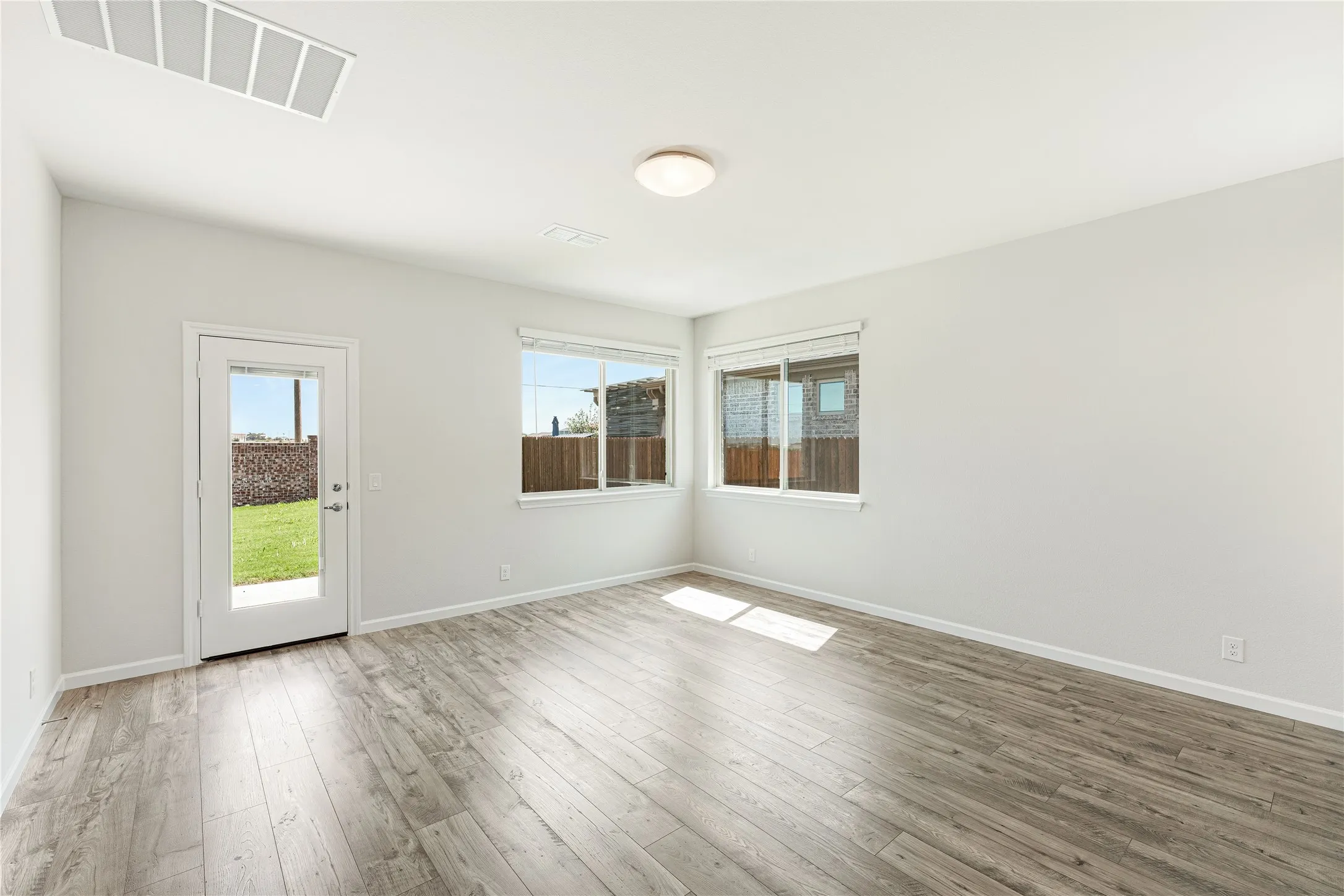 Single Family Residence For Sale in Tarrant County , 4541 Norcross Lane, Fort Worth, Texas 76036, 5 Bedroom, 4 Bathroom, 2 Garage spaces, 3,056 Sqft, built in 2026, New Construction - Incomplete, mls#21183392, Real Estate Agent in Fort Worth, Homes For Sale in Tarrant county, Homes For Sale in Fort Worth, Realtor in Fort Worth Texas, Real Estate Brokerage Independent Realty Texas, Luminita Cordes Realtor