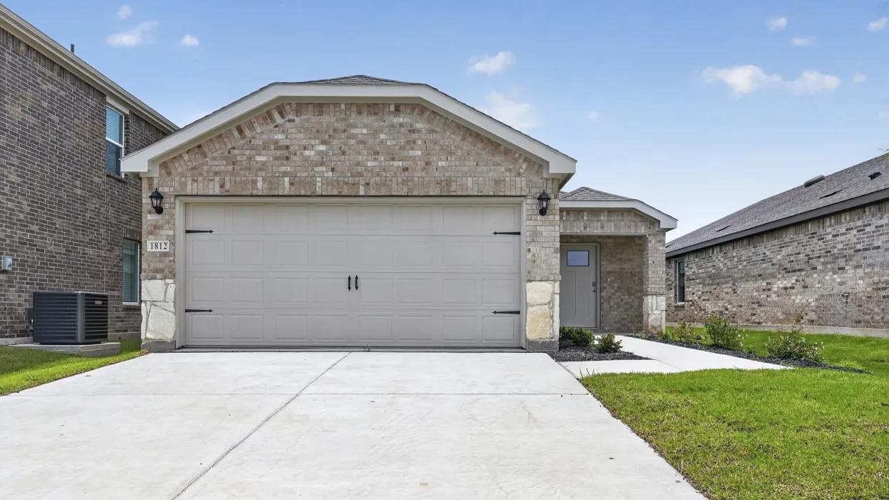 Single Family Residence For Sale in Collin County , 1812 Potomac Lane, Blue Ridge, Texas 75424, 4 Bedroom, 2 Bathroom, 2 Garage spaces, 1,648 Sqft, built in 2026, New Construction - Incomplete, mls#21183554, Real Estate Agent in Blue Ridge, Homes For Sale in Collin county, Homes For Sale in Blue Ridge, Realtor in Blue Ridge Texas, Real Estate Brokerage Independent Realty Texas, Luminita Cordes Realtor