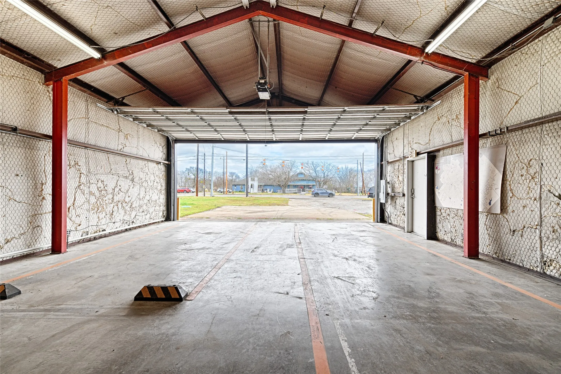 Warehouse For Sale in Rockwall County , 1250 State Highway 205, Mclendon Chisholm, Texas 75032, 0, 0, Garage spaces, 0 Sqft, built in 1974, Preowned, mls#21182968, Real Estate Agent in Mclendon Chisholm, Homes For Sale in Rockwall county, Homes For Sale in Mclendon Chisholm, Realtor in Mclendon Chisholm Texas, Real Estate Brokerage Independent Realty Texas, Luminita Cordes Realtor