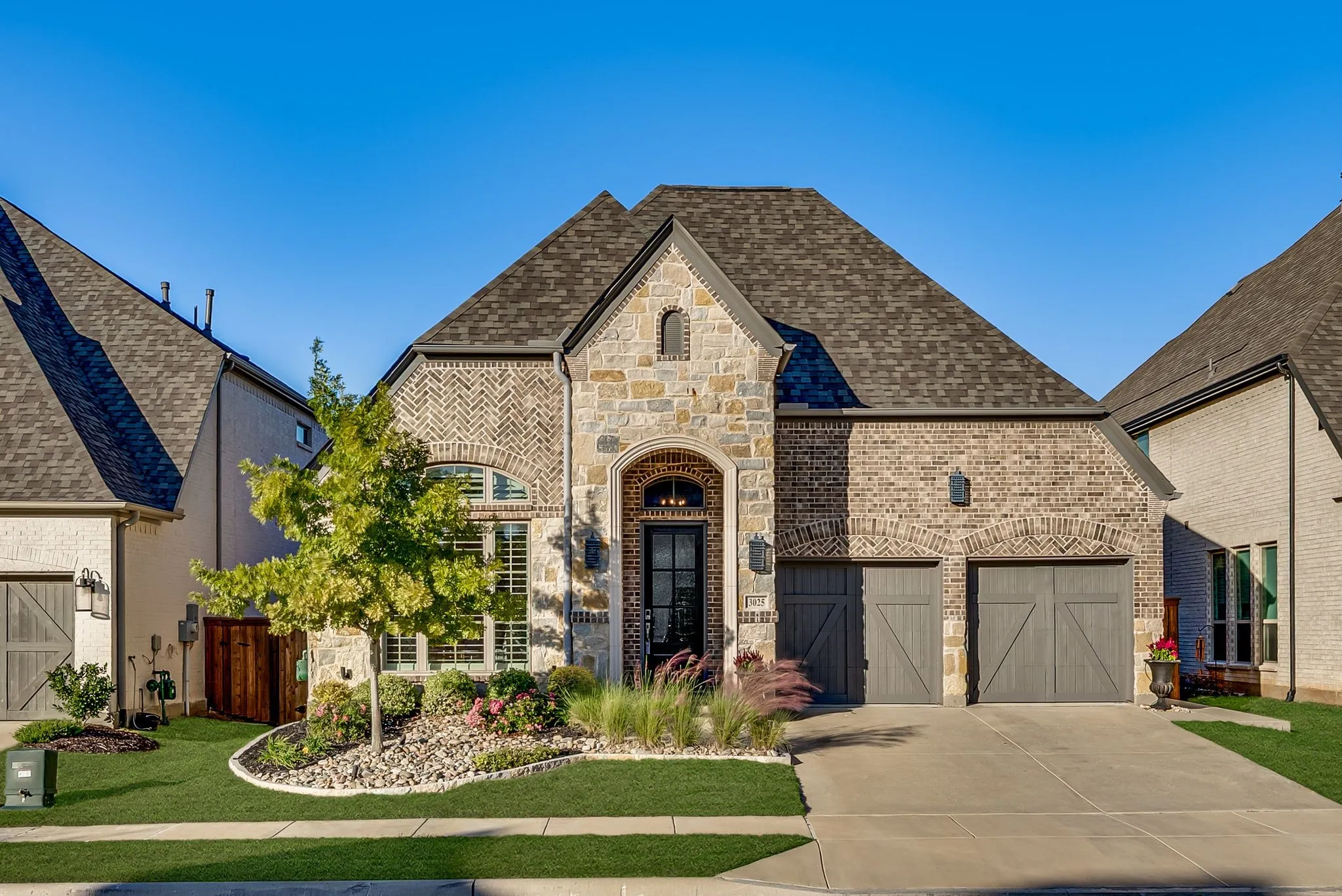 Single Family Residence For Sale in Denton County , 3025 Warrington, The Colony, Texas 75056, 4 Bedroom, 3 Bathroom, 2 Garage spaces, 2,474 Sqft, built in 2022, Preowned, mls#21165848, Real Estate Agent in The Colony, Homes For Sale in Denton county, Homes For Sale in The Colony, Realtor in The Colony Texas, Real Estate Brokerage Independent Realty Texas, Luminita Cordes Realtor