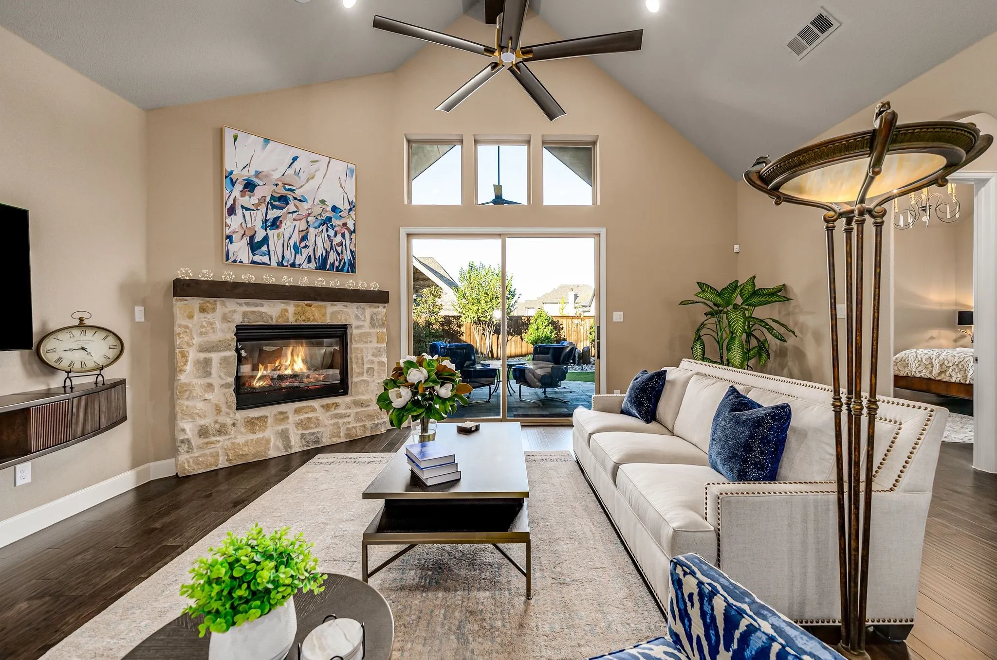 Single Family Residence For Sale in Denton County , 3025 Warrington, The Colony, Texas 75056, 4 Bedroom, 3 Bathroom, 2 Garage spaces, 2,474 Sqft, built in 2022, Preowned, mls#21165848, Real Estate Agent in The Colony, Homes For Sale in Denton county, Homes For Sale in The Colony, Realtor in The Colony Texas, Real Estate Brokerage Independent Realty Texas, Luminita Cordes Realtor