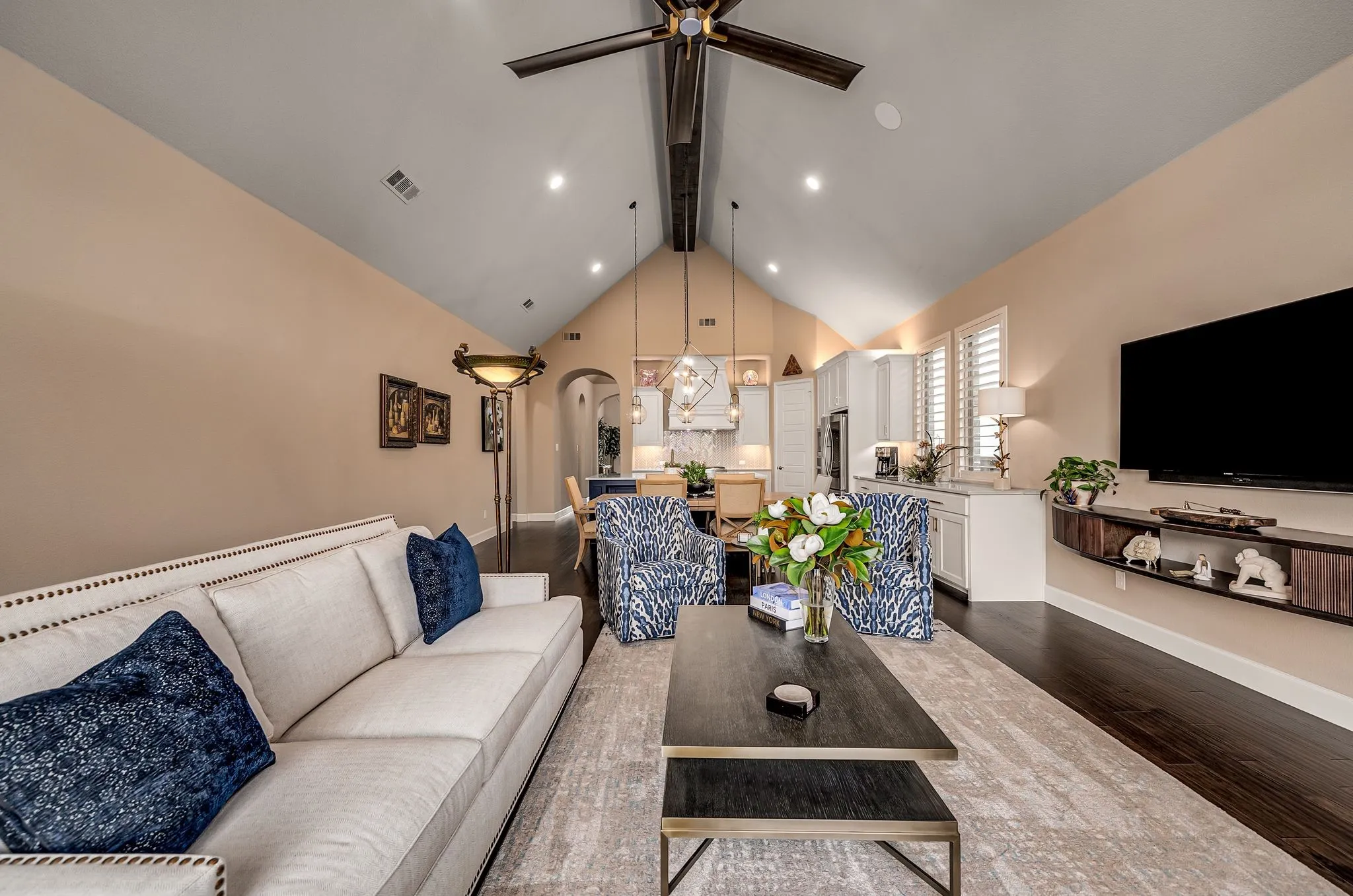 Single Family Residence For Sale in Denton County , 3025 Warrington, The Colony, Texas 75056, 4 Bedroom, 3 Bathroom, 2 Garage spaces, 2,474 Sqft, built in 2022, Preowned, mls#21165848, Real Estate Agent in The Colony, Homes For Sale in Denton county, Homes For Sale in The Colony, Realtor in The Colony Texas, Real Estate Brokerage Independent Realty Texas, Luminita Cordes Realtor