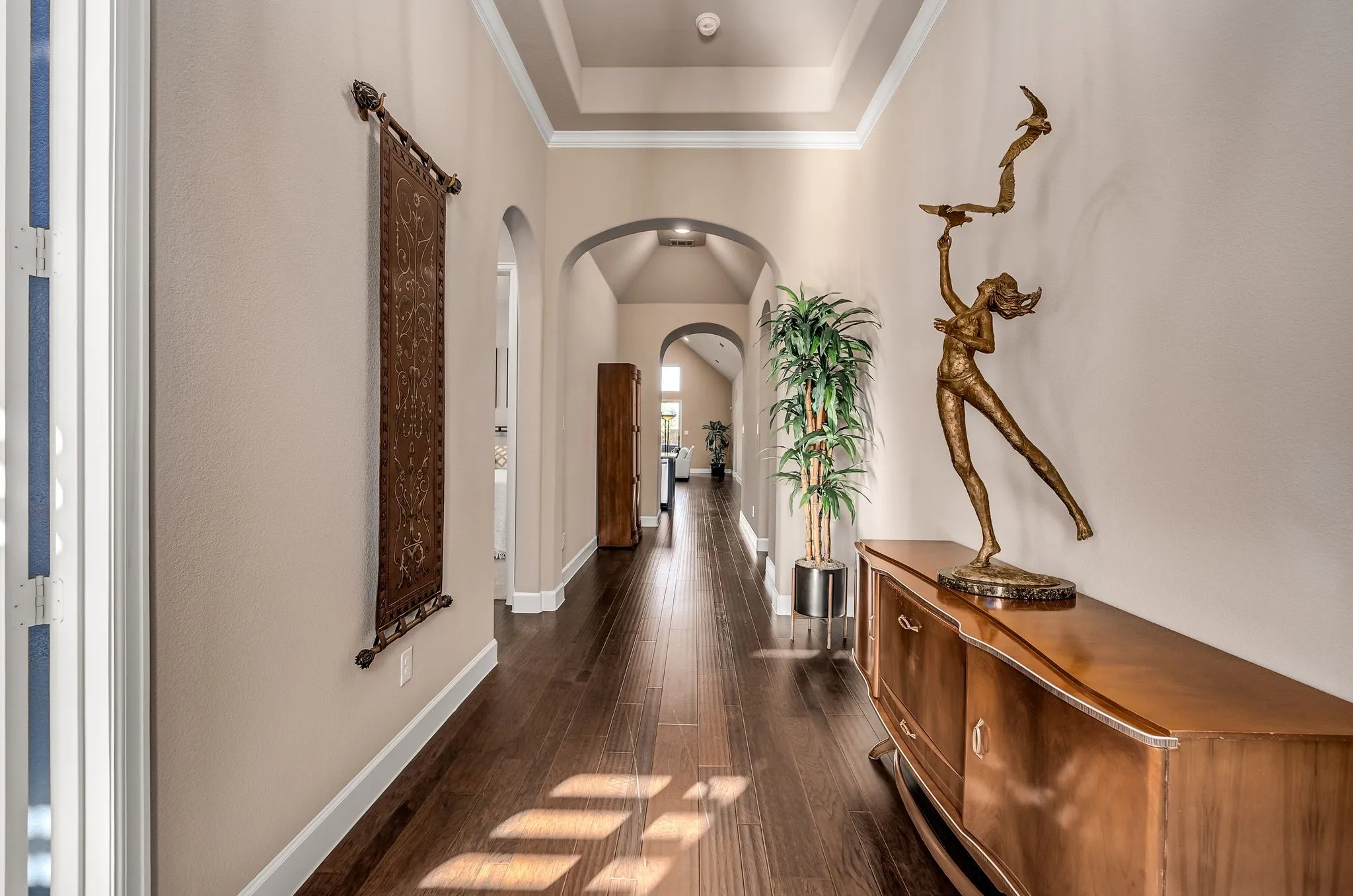 Single Family Residence For Sale in Denton County , 3025 Warrington, The Colony, Texas 75056, 4 Bedroom, 3 Bathroom, 2 Garage spaces, 2,474 Sqft, built in 2022, Preowned, mls#21165848, Real Estate Agent in The Colony, Homes For Sale in Denton county, Homes For Sale in The Colony, Realtor in The Colony Texas, Real Estate Brokerage Independent Realty Texas, Luminita Cordes Realtor