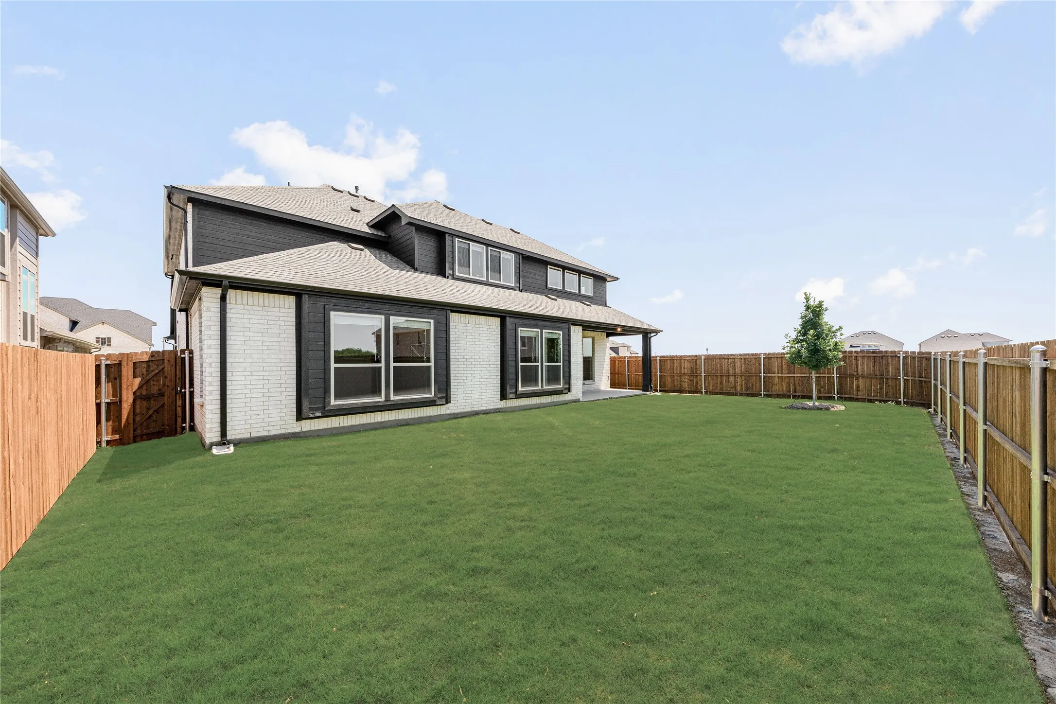 Single Family Residence For Sale in Denton County , 1133 Hitching Post Way, Oak Point, Texas 75068, 5 Bedrooms, 4 Bathrooms, 2 Garage spaces, 3,695 Sqft, built in 2026, New Construction - Incomplete, Price $591,000, mls#21183775, Real Estate Agent in Oak Point, Homes For Sale in Denton county, Homes For Sale in Oak Point, Realtor in Oak Point Texas, Real Estate Brokerage Independent Realty Texas, Luminita Cordes Realtor