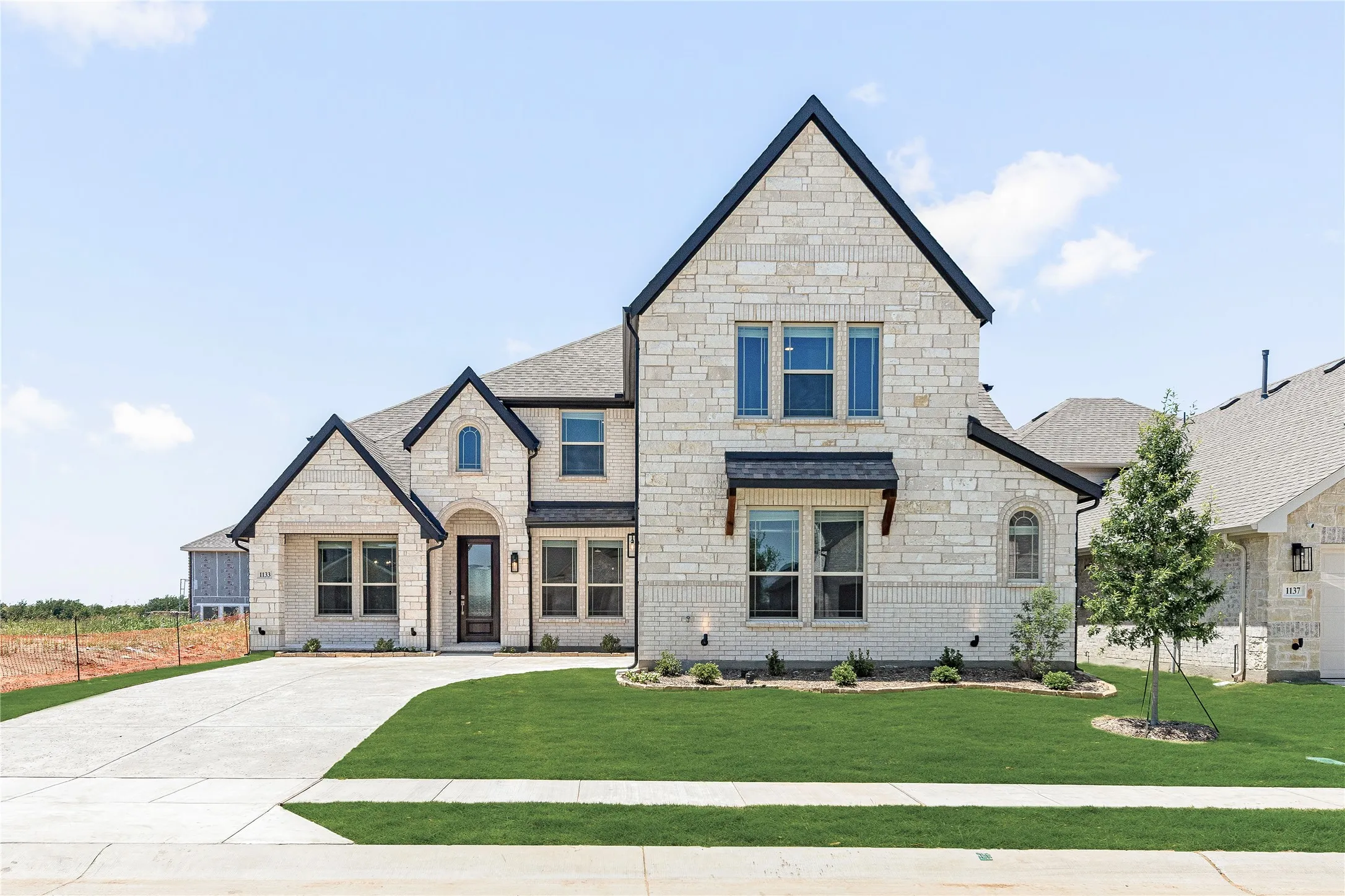 Single Family Residence For Sale in Denton County , 1133 Hitching Post Way, Oak Point, Texas 75068, 5 Bedrooms, 4 Bathrooms, 2 Garage spaces, 3,695 Sqft, built in 2026, New Construction - Incomplete, Price $591,000, mls#21183775, Real Estate Agent in Oak Point, Homes For Sale in Denton county, Homes For Sale in Oak Point, Realtor in Oak Point Texas, Real Estate Brokerage Independent Realty Texas, Luminita Cordes Realtor
