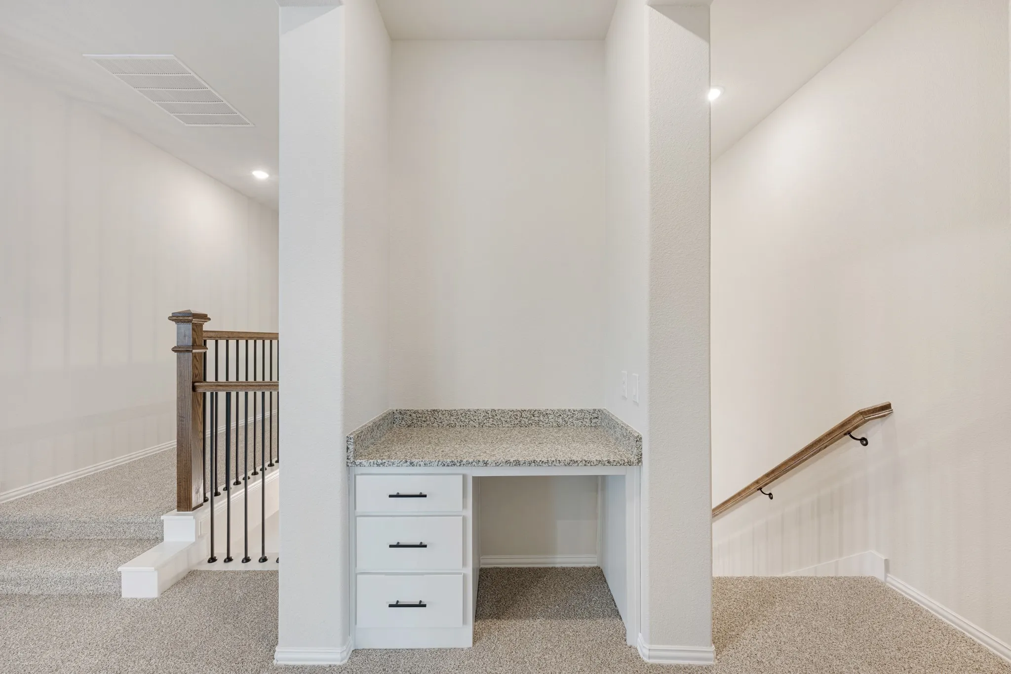 Single Family Residence For Sale in Denton County , 3305 Emerald Trace Drive, Denton, Texas 76226, 5 Bedroom, 5 Bathroom, 3 Garage spaces, 4,065 Sqft, built in 2026, New Construction - Incomplete, mls#21183743, Real Estate Agent in Denton, Homes For Sale in Denton county, Homes For Sale in Denton, Realtor in Denton Texas, Real Estate Brokerage Independent Realty Texas, Luminita Cordes Realtor