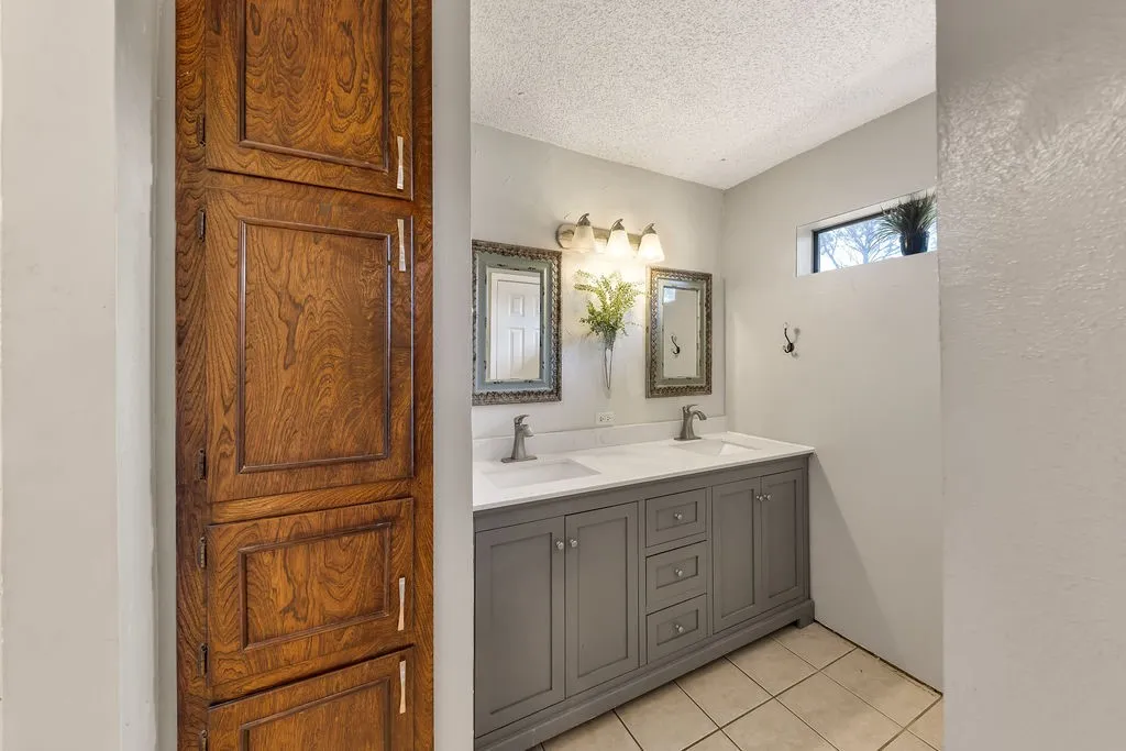 Farm For Sale in Franklin (TX) County , 473 County Road Se 3370, Winnsboro, Texas 75494, 3 Bedroom, 2 Bathroom, 2 Garage spaces, 1,660 Sqft, built in 1995, mls#21183620, Real Estate Agent in Winnsboro, Homes For Sale in Franklin (TX) county, Homes For Sale in Winnsboro, Realtor in Winnsboro Texas, Real Estate Brokerage Independent Realty Texas, Luminita Cordes Realtor