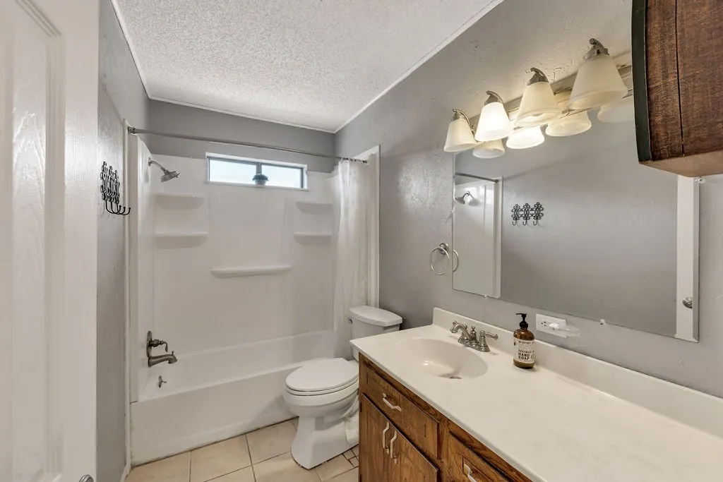 Farm For Sale in Franklin (TX) County , 473 County Road Se 3370, Winnsboro, Texas 75494, 3 Bedroom, 2 Bathroom, 2 Garage spaces, 1,660 Sqft, built in 1995, mls#21183620, Real Estate Agent in Winnsboro, Homes For Sale in Franklin (TX) county, Homes For Sale in Winnsboro, Realtor in Winnsboro Texas, Real Estate Brokerage Independent Realty Texas, Luminita Cordes Realtor
