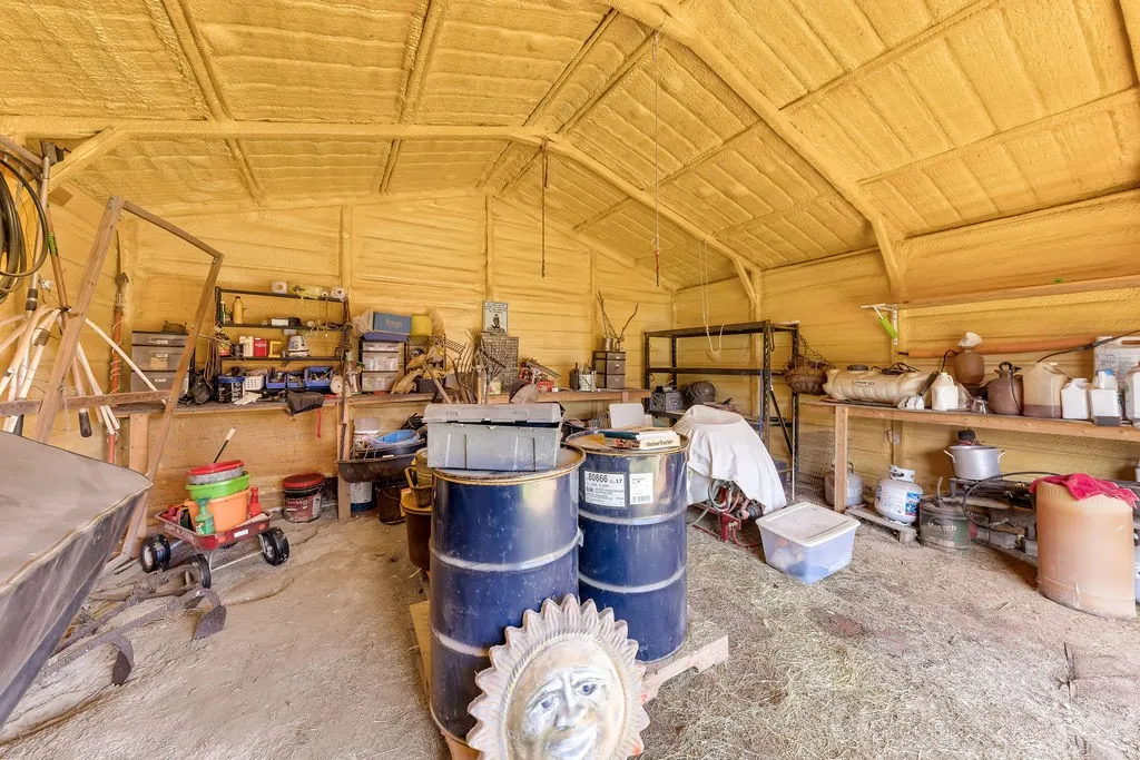 Farm For Sale in Franklin (TX) County , 473 County Road Se 3370, Winnsboro, Texas 75494, 3 Bedroom, 2 Bathroom, 2 Garage spaces, 1,660 Sqft, built in 1995, mls#21183620, Real Estate Agent in Winnsboro, Homes For Sale in Franklin (TX) county, Homes For Sale in Winnsboro, Realtor in Winnsboro Texas, Real Estate Brokerage Independent Realty Texas, Luminita Cordes Realtor