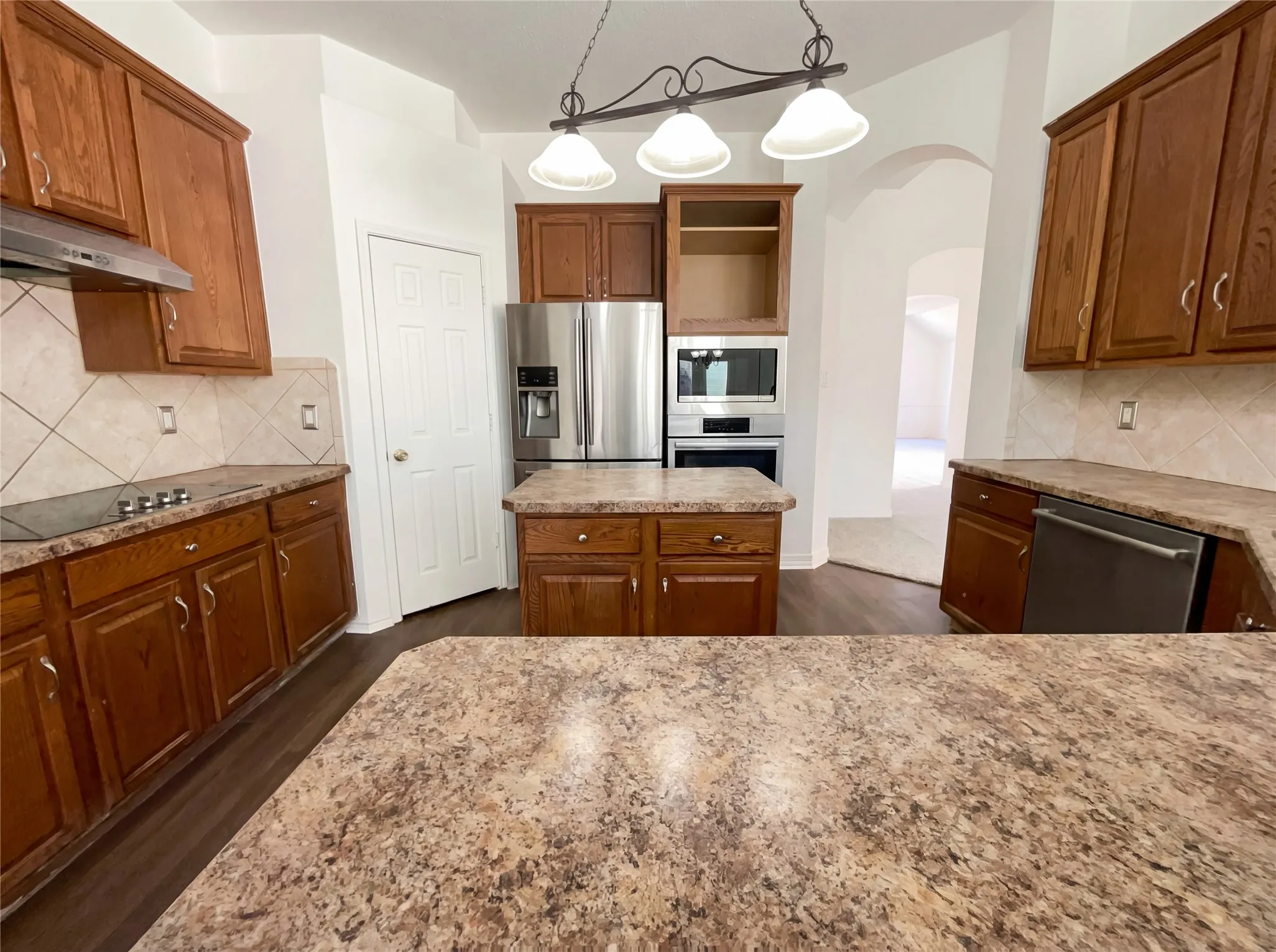 Single Family Residence For Sale in Tarrant County , 8329 Cedarcrest Lane, Fort Worth, Texas 76123, 4 Bedroom, 3 Bathroom, 2 Garage spaces, 2,686 Sqft, built in 2003, Preowned, mls#21183745, Real Estate Agent in Fort Worth, Homes For Sale in Tarrant county, Homes For Sale in Fort Worth, Realtor in Fort Worth Texas, Real Estate Brokerage Independent Realty Texas, Luminita Cordes Realtor
