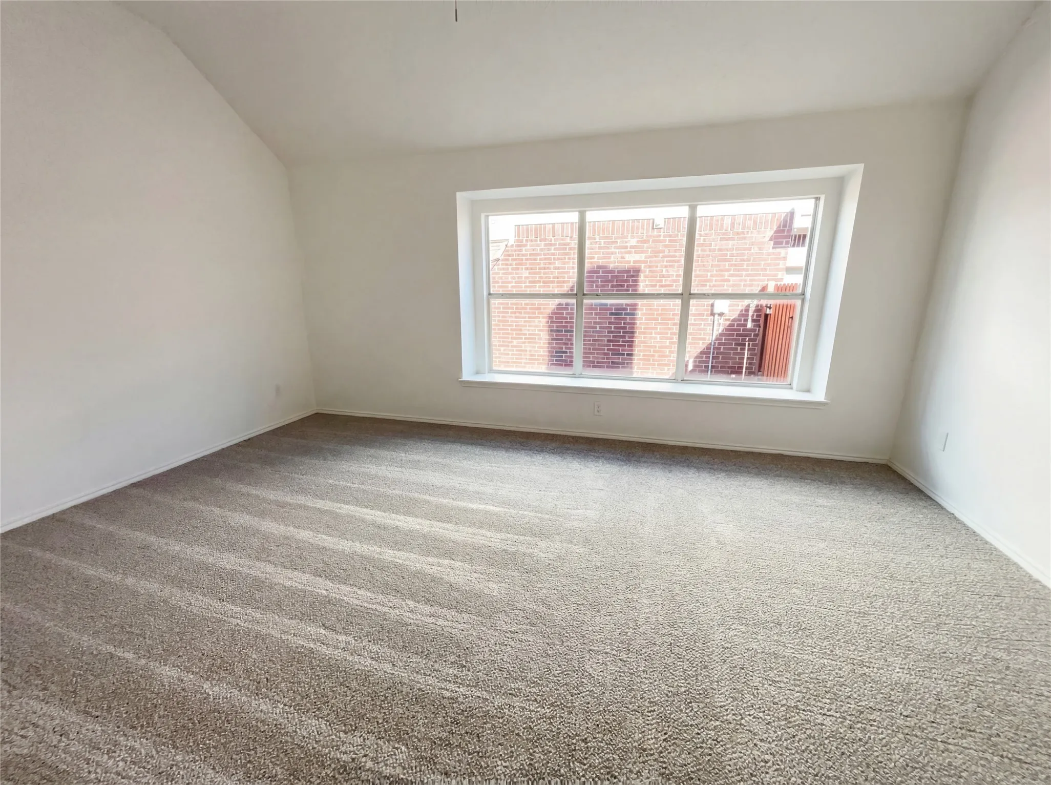 Single Family Residence For Sale in Tarrant County , 8329 Cedarcrest Lane, Fort Worth, Texas 76123, 4 Bedroom, 3 Bathroom, 2 Garage spaces, 2,686 Sqft, built in 2003, Preowned, mls#21183745, Real Estate Agent in Fort Worth, Homes For Sale in Tarrant county, Homes For Sale in Fort Worth, Realtor in Fort Worth Texas, Real Estate Brokerage Independent Realty Texas, Luminita Cordes Realtor