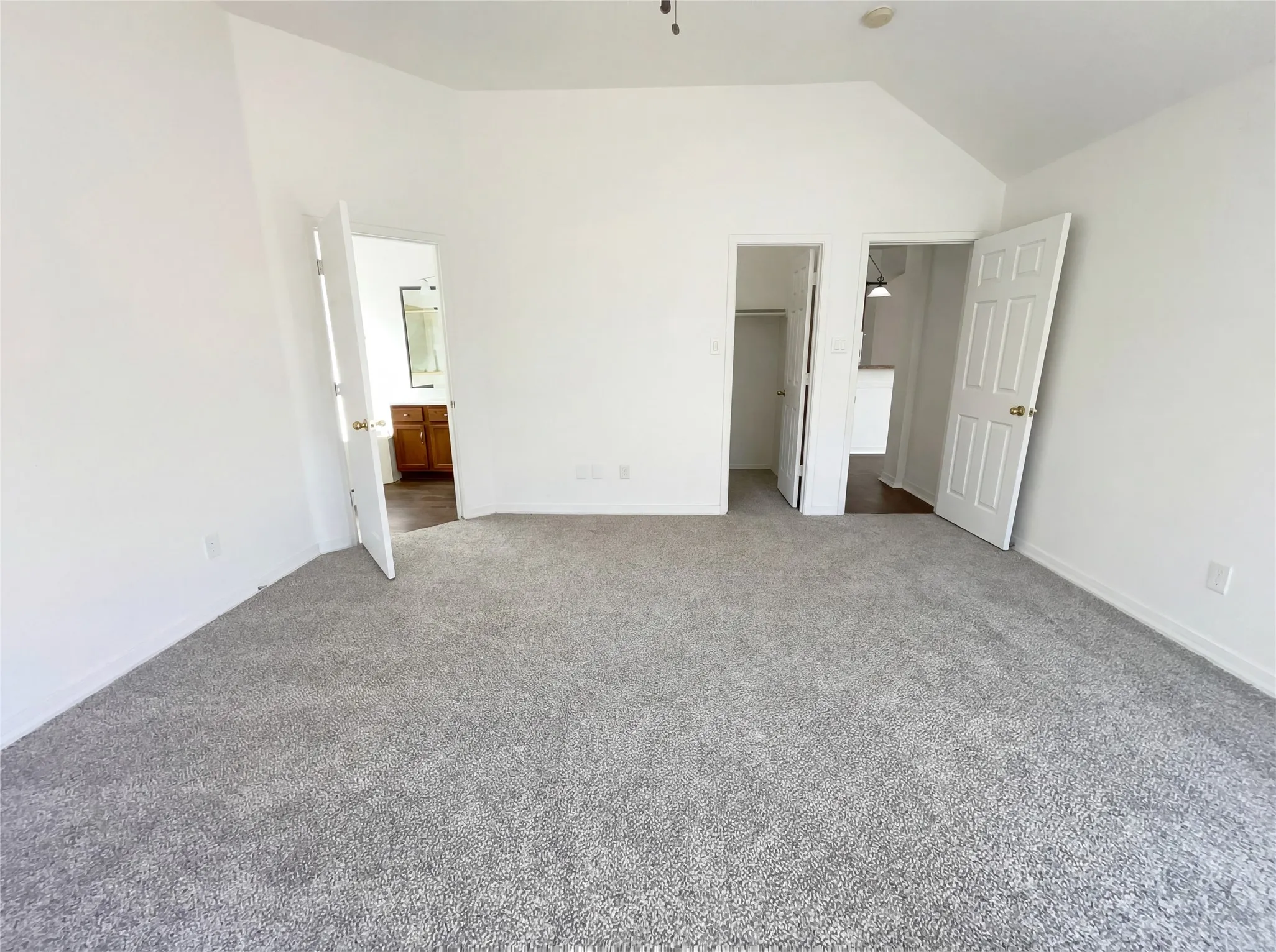 Single Family Residence For Sale in Tarrant County , 8329 Cedarcrest Lane, Fort Worth, Texas 76123, 4 Bedroom, 3 Bathroom, 2 Garage spaces, 2,686 Sqft, built in 2003, Preowned, mls#21183745, Real Estate Agent in Fort Worth, Homes For Sale in Tarrant county, Homes For Sale in Fort Worth, Realtor in Fort Worth Texas, Real Estate Brokerage Independent Realty Texas, Luminita Cordes Realtor