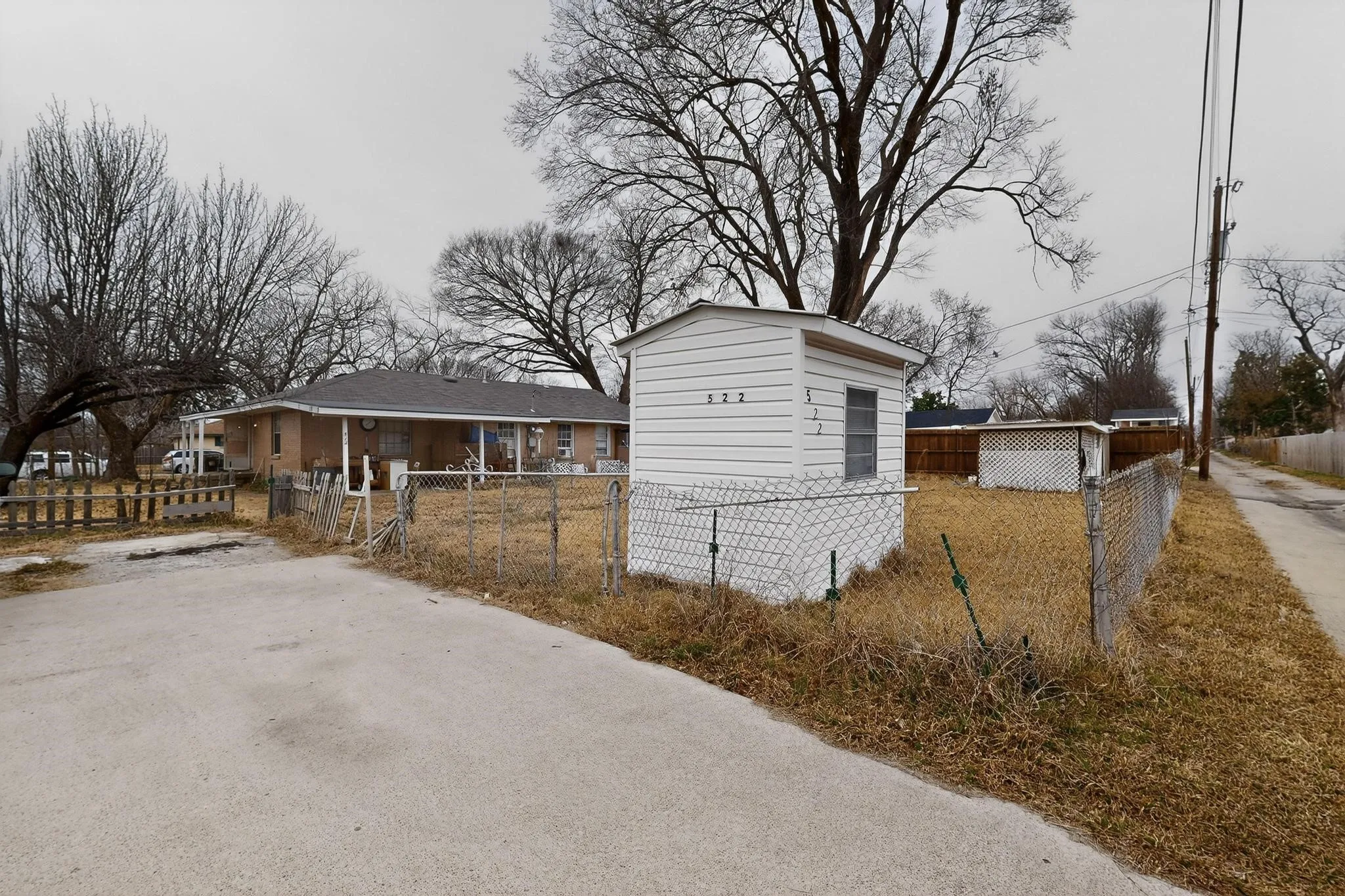 Single Family Residence For Sale in Dallas County , 522 Phillip Street, Mesquite, Texas 75149, 5 Bedroom, 4 Bathroom, Garage spaces, 1,746 Sqft, built in 1954, Preowned, mls#21180309, Real Estate Agent in Mesquite, Homes For Sale in Dallas county, Homes For Sale in Mesquite, Realtor in Mesquite Texas, Real Estate Brokerage Independent Realty Texas, Luminita Cordes Realtor