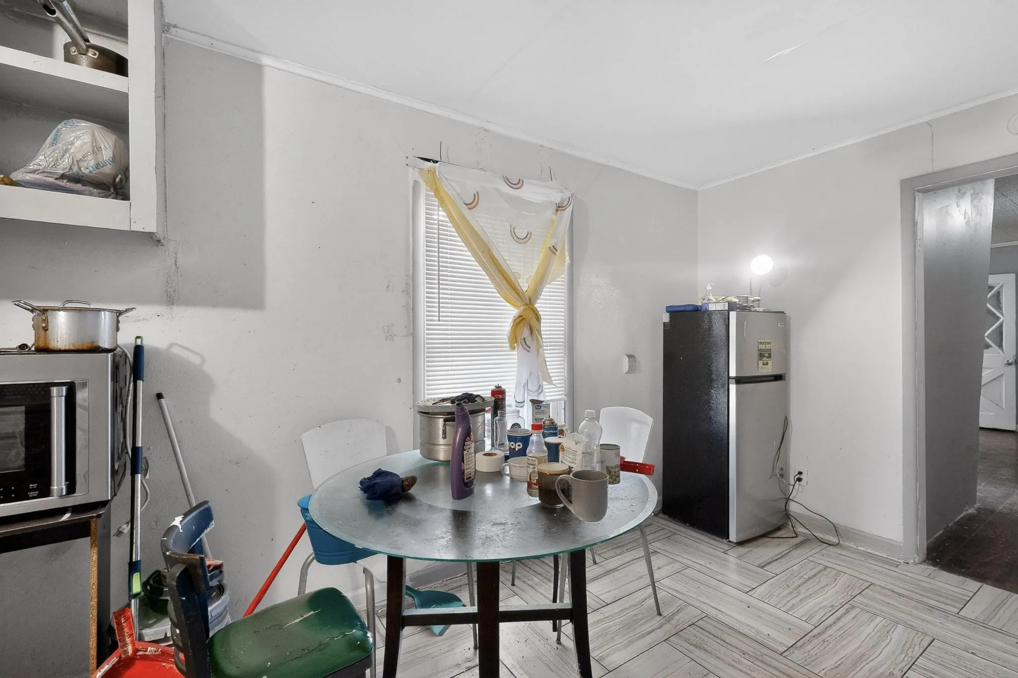 Single Family Residence For Sale in Dallas County , 522 Phillip Street, Mesquite, Texas 75149, 5 Bedroom, 4 Bathroom, Garage spaces, 1,746 Sqft, built in 1954, Preowned, mls#21180309, Real Estate Agent in Mesquite, Homes For Sale in Dallas county, Homes For Sale in Mesquite, Realtor in Mesquite Texas, Real Estate Brokerage Independent Realty Texas, Luminita Cordes Realtor