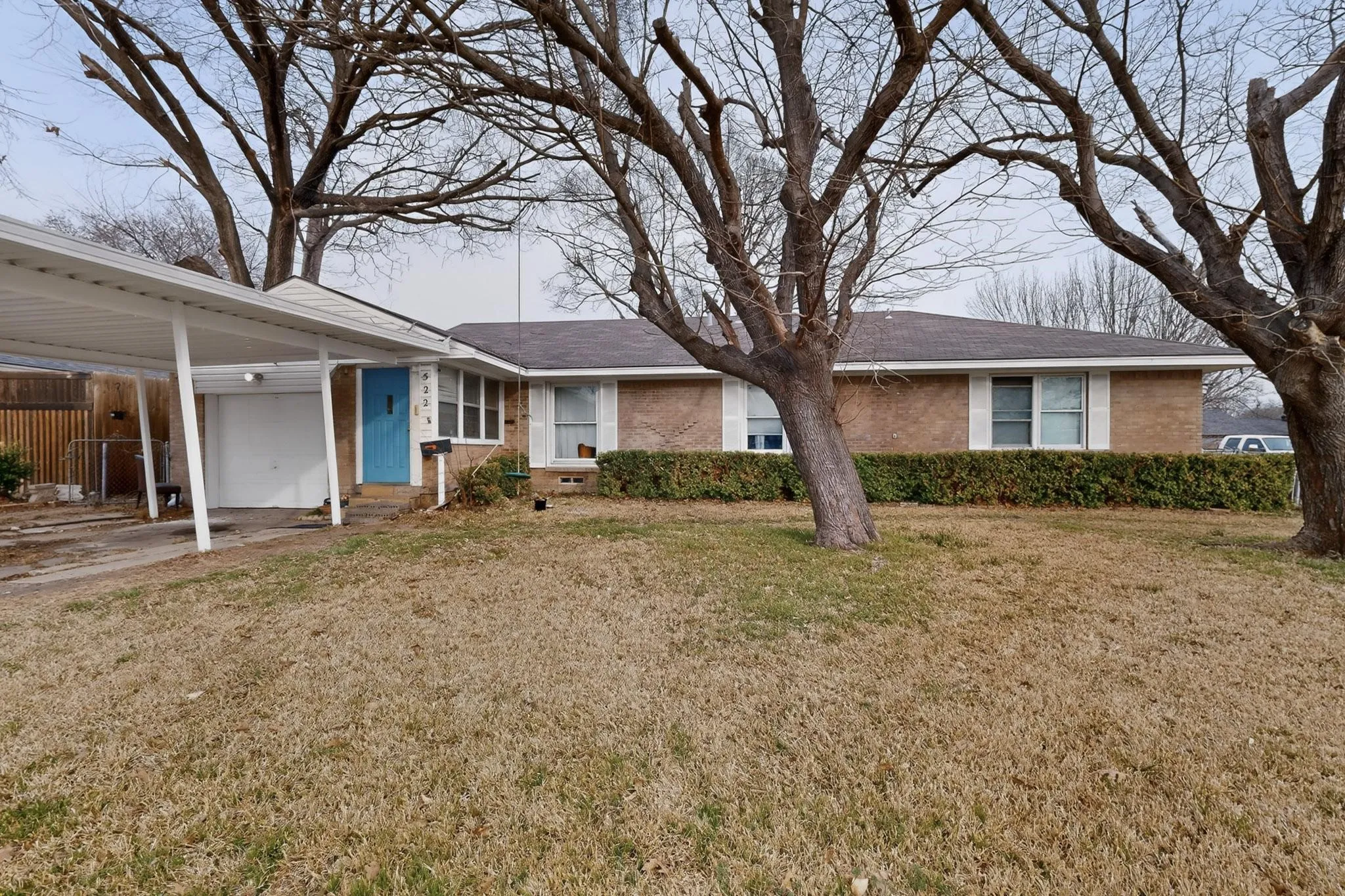 Single Family Residence For Sale in Dallas County , 522 Phillip Street, Mesquite, Texas 75149, 5 Bedroom, 4 Bathroom, Garage spaces, 1,746 Sqft, built in 1954, Preowned, mls#21180309, Real Estate Agent in Mesquite, Homes For Sale in Dallas county, Homes For Sale in Mesquite, Realtor in Mesquite Texas, Real Estate Brokerage Independent Realty Texas, Luminita Cordes Realtor