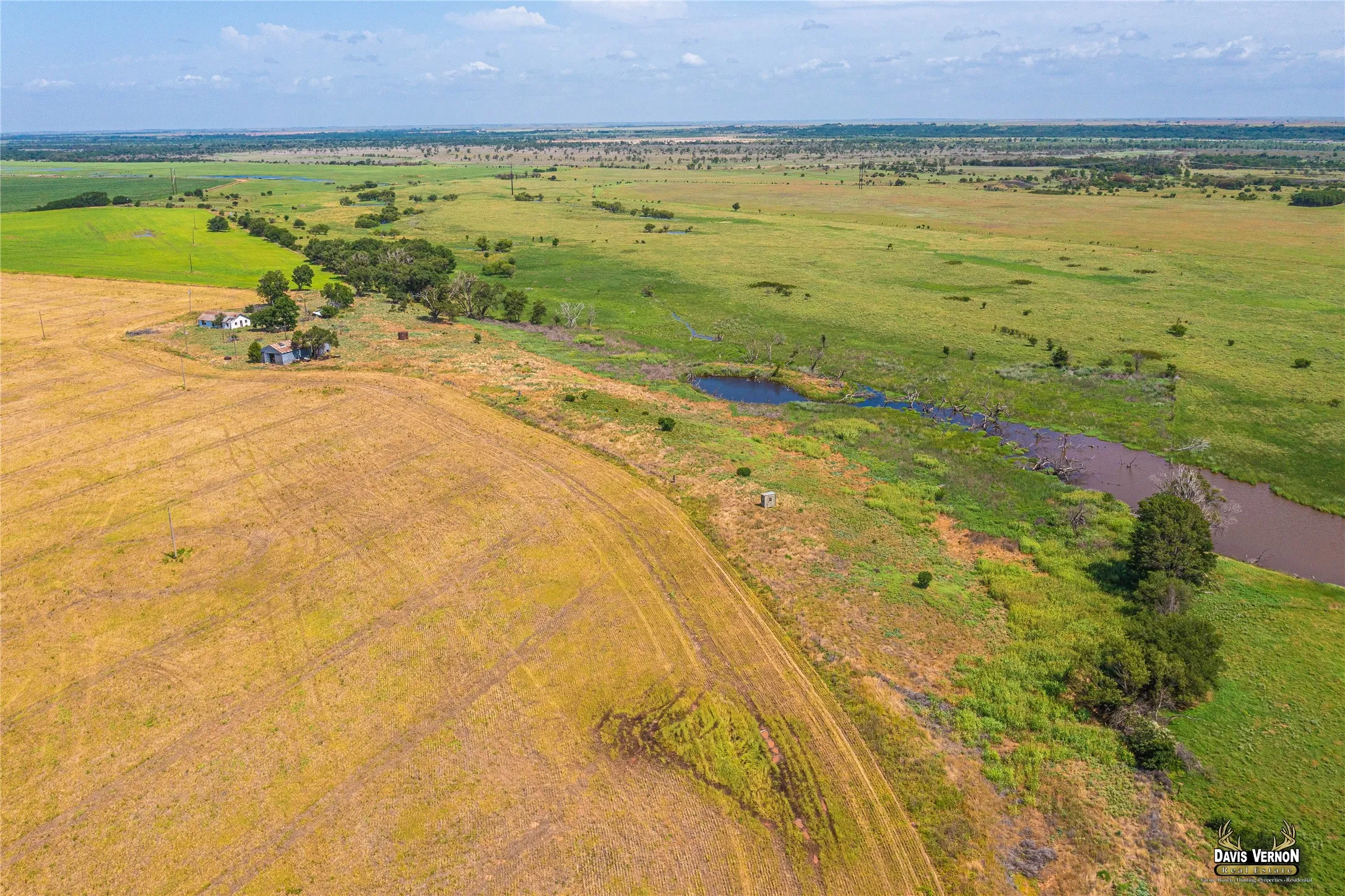 Ranch For Sale in Wilbarger County , 9844 County Road 131 N, Harrold, Texas 76364, 0, 0, Garage spaces, 0 Sqft, built in 0, Price $512,000, mls#21184067, Real Estate Agent in Harrold, Homes For Sale in Wilbarger county, Homes For Sale in Harrold, Realtor in Harrold Texas, Real Estate Brokerage Independent Realty Texas, Luminita Cordes Realtor