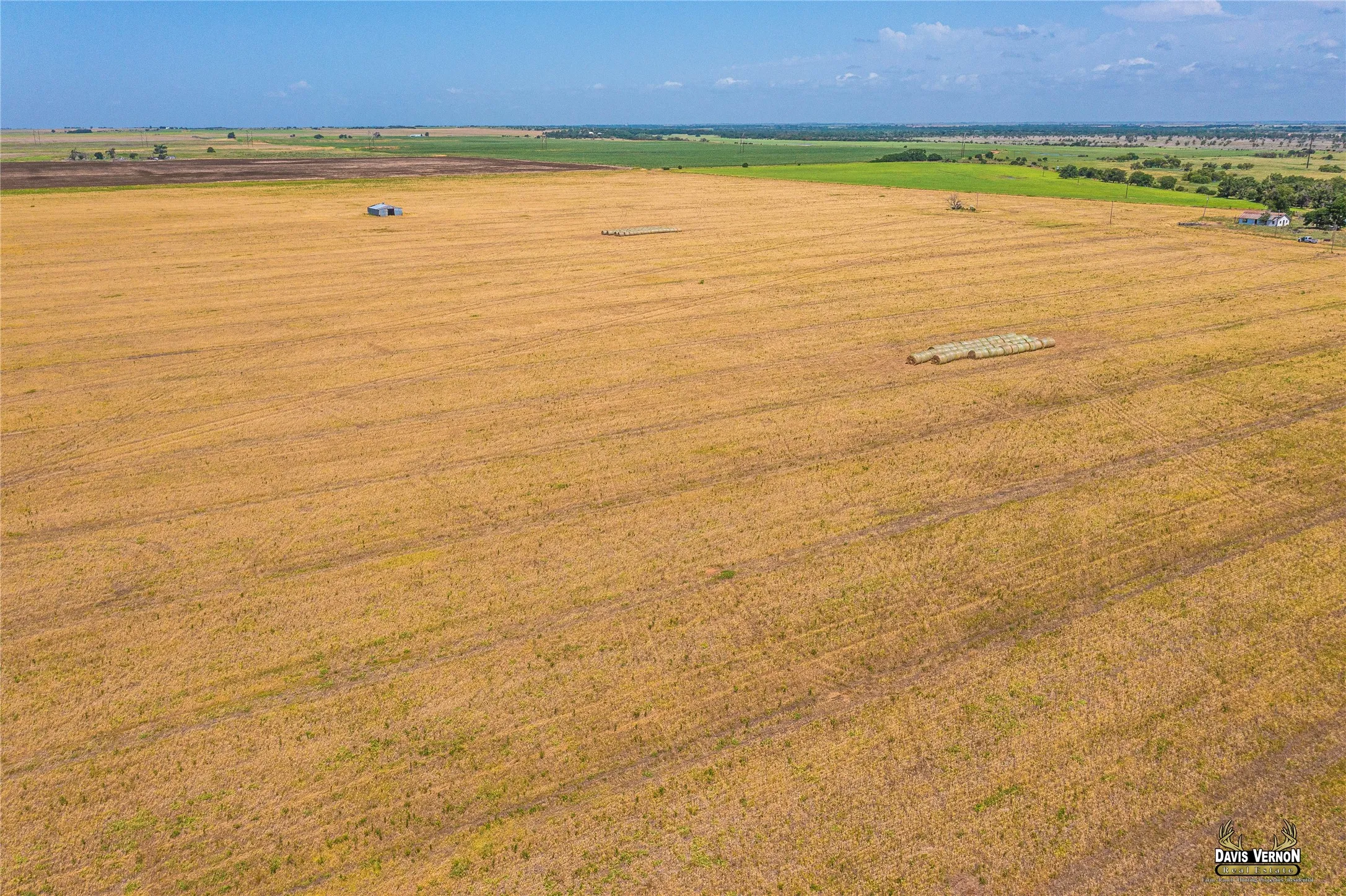 Ranch For Sale in Wilbarger County , 9844 County Road 131 N, Harrold, Texas 76364, 0, 0, Garage spaces, 0 Sqft, built in 0, Price $512,000, mls#21184067, Real Estate Agent in Harrold, Homes For Sale in Wilbarger county, Homes For Sale in Harrold, Realtor in Harrold Texas, Real Estate Brokerage Independent Realty Texas, Luminita Cordes Realtor