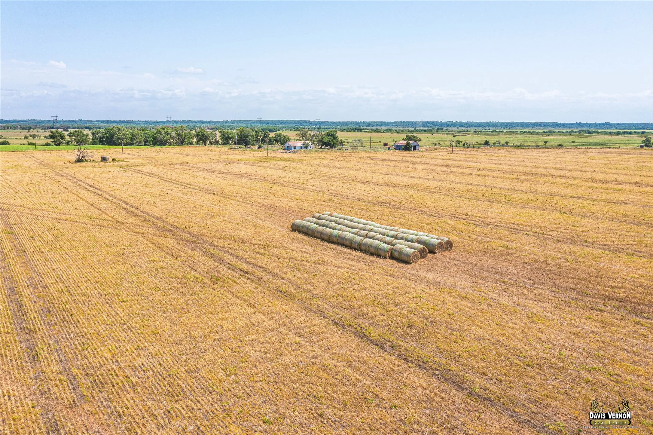 Ranch For Sale in Wilbarger County , 9844 County Road 131 N, Harrold, Texas 76364, 0, 0, Garage spaces, 0 Sqft, built in 0, Price $512,000, mls#21184067, Real Estate Agent in Harrold, Homes For Sale in Wilbarger county, Homes For Sale in Harrold, Realtor in Harrold Texas, Real Estate Brokerage Independent Realty Texas, Luminita Cordes Realtor