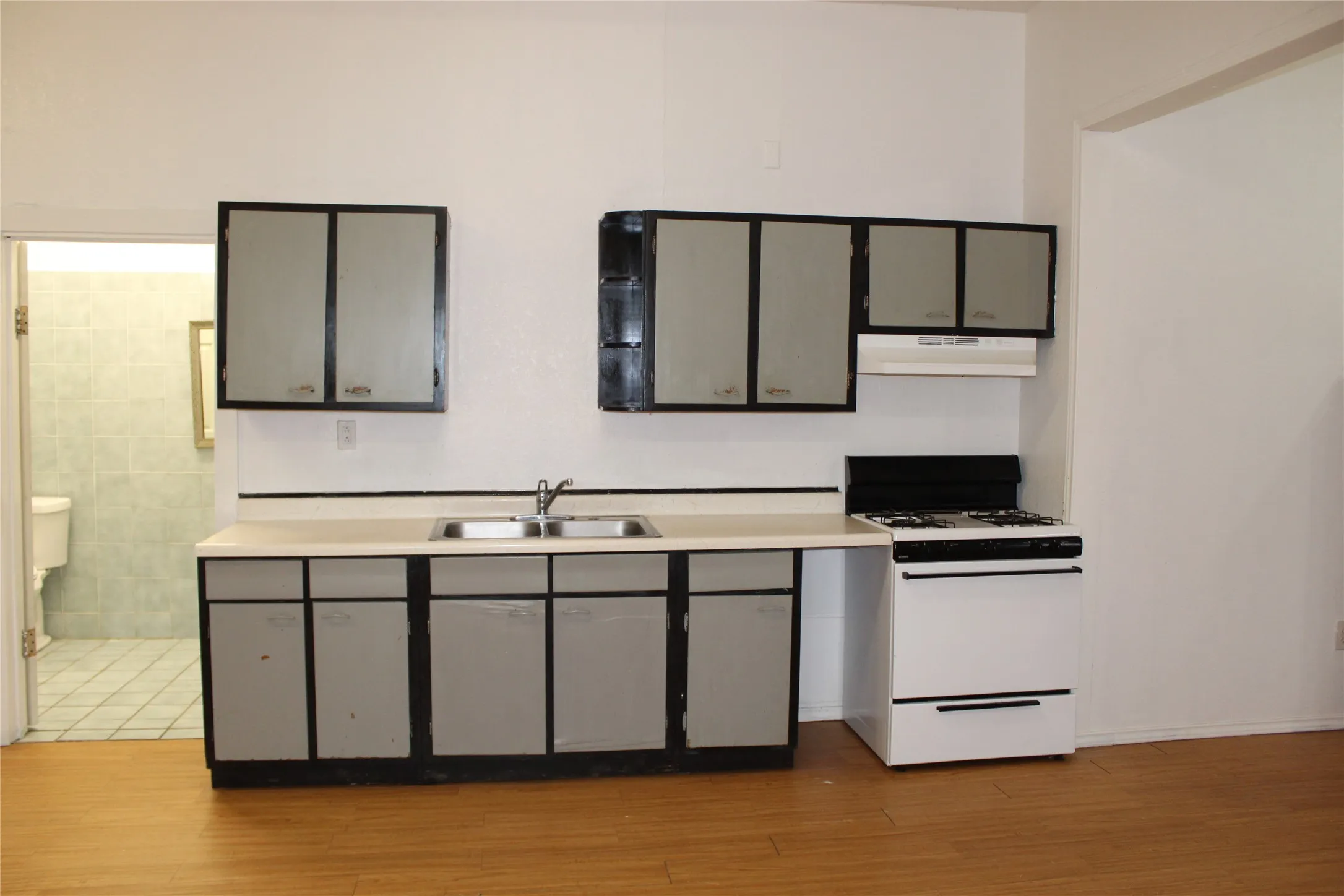 Kitchen in Unit C