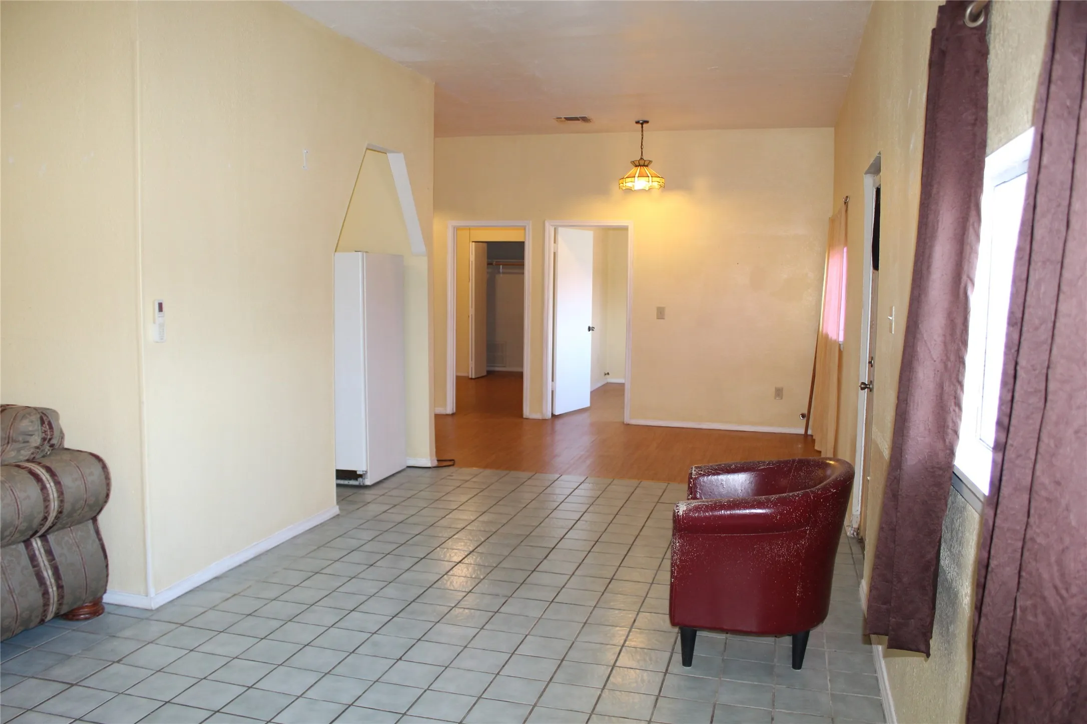 Entry area in Unit B