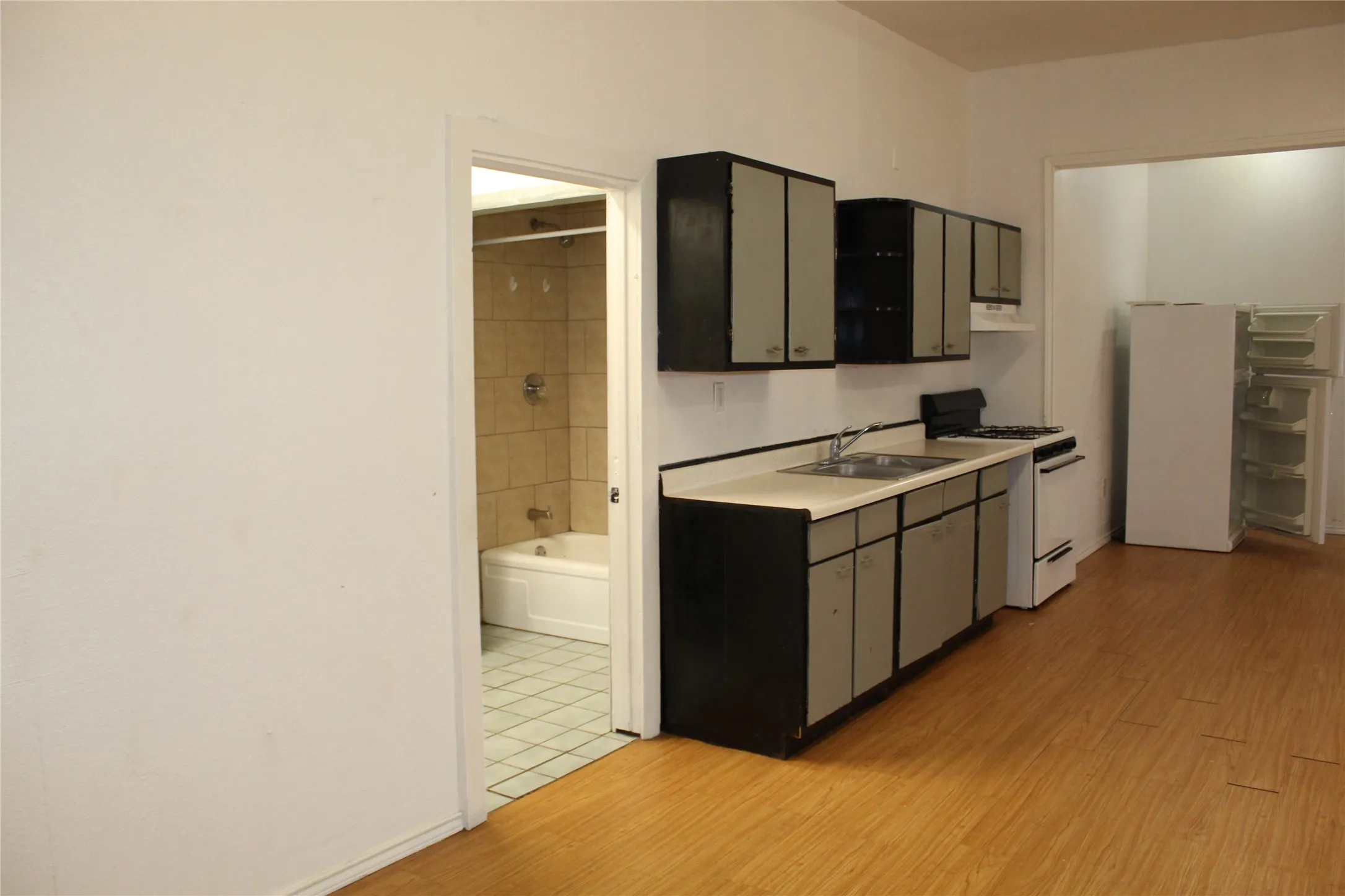 Kitchen in Unit C