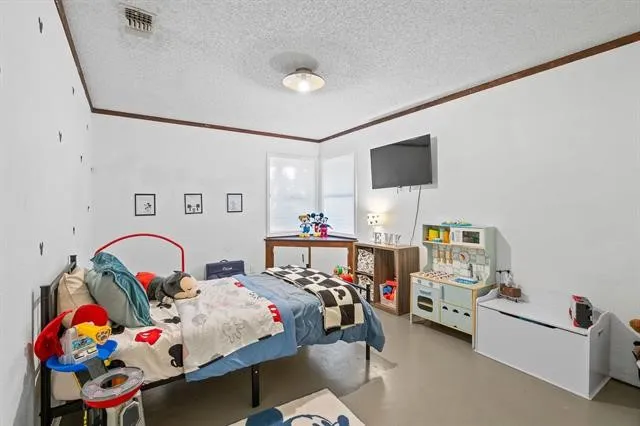 Single Family Residence For Sale in Cass County , 2585 Fm 250 N, Hughes Springs, Texas 75656, 5 Bedroom, 3 Bathroom, 2 Garage spaces, 3,142 Sqft, built in 1966, mls#21181565, Real Estate Agent in Hughes Springs, Homes For Sale in Cass county, Homes For Sale in Hughes Springs, Realtor in Hughes Springs Texas, Real Estate Brokerage Independent Realty Texas, Luminita Cordes Realtor