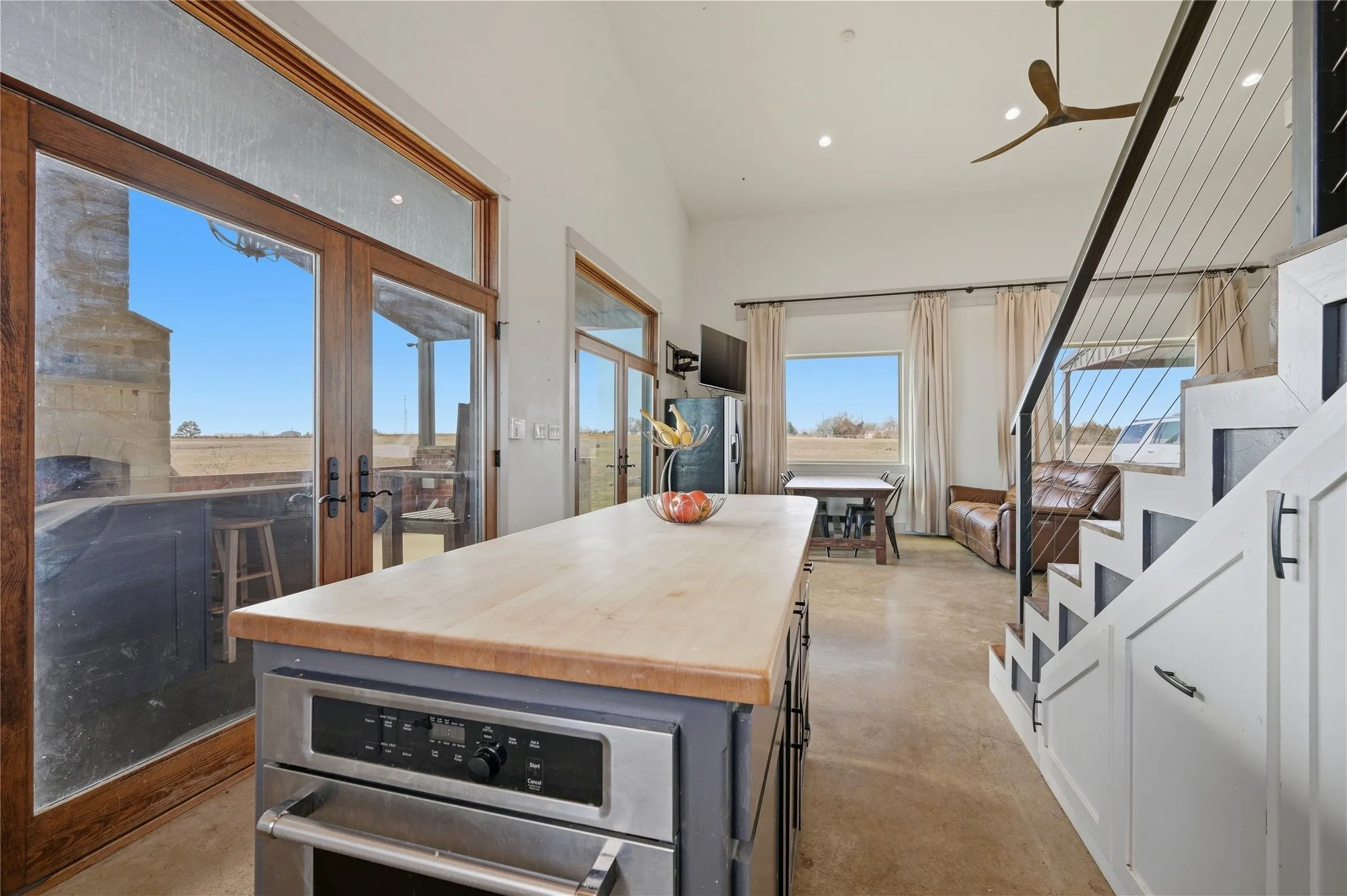 Single Family Residence For Sale in Grayson County , 140 Turkey Farm Road, Whitesboro, Texas 76273, 3 Bedroom, 3 Bathroom, Garage spaces, 2,187 Sqft, built in 2017, Preowned, Price $445,000, mls#21183960, Real Estate Agent in Whitesboro, Homes For Sale in Grayson county, Homes For Sale in Whitesboro, Realtor in Whitesboro Texas, Real Estate Brokerage Independent Realty Texas, Luminita Cordes Realtor