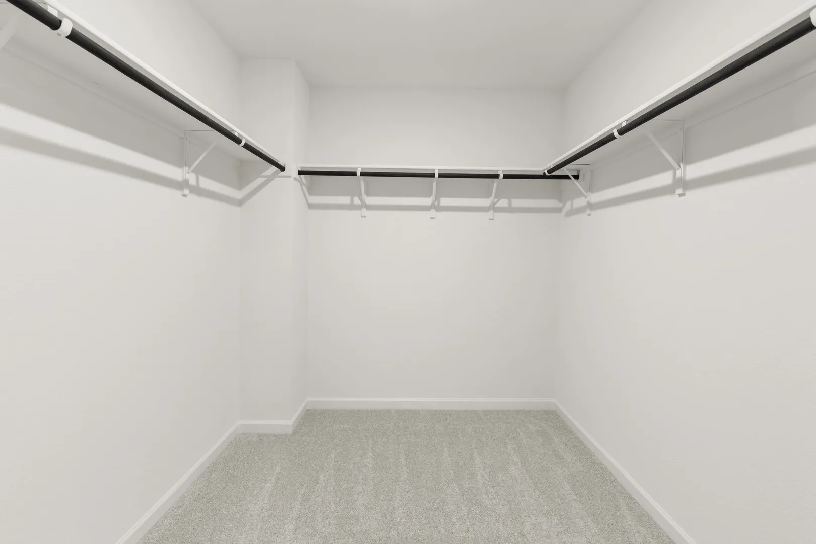 24. 1249 Herring - Closet