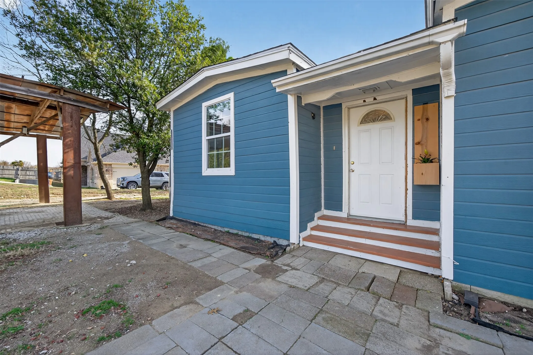 Single Family Residence For Sale in Kaufman County , 17319 Senne Road, Forney, Texas 75126, 5 Bedroom, 2 Bathroom, Garage spaces, 2,660 Sqft, built in 1984, mls#21181978, Real Estate Agent in Forney, Homes For Sale in Kaufman county, Homes For Sale in Forney, Realtor in Forney Texas, Real Estate Brokerage Independent Realty Texas, Luminita Cordes Realtor