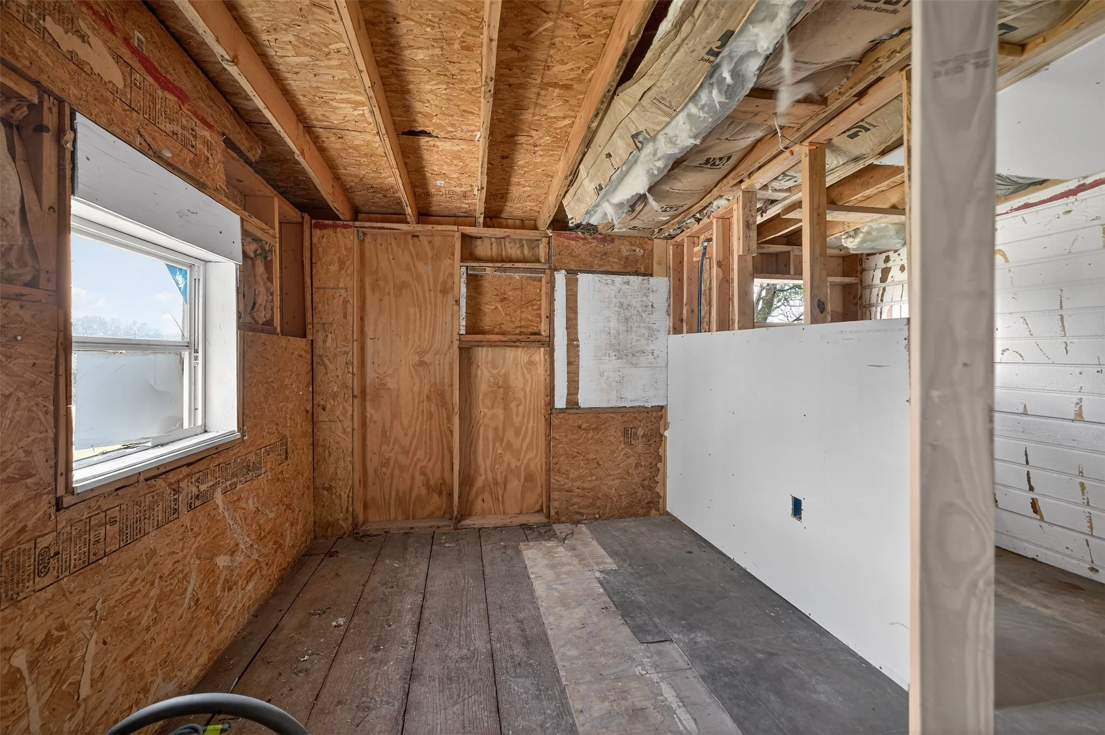 Apartment Bonus Room