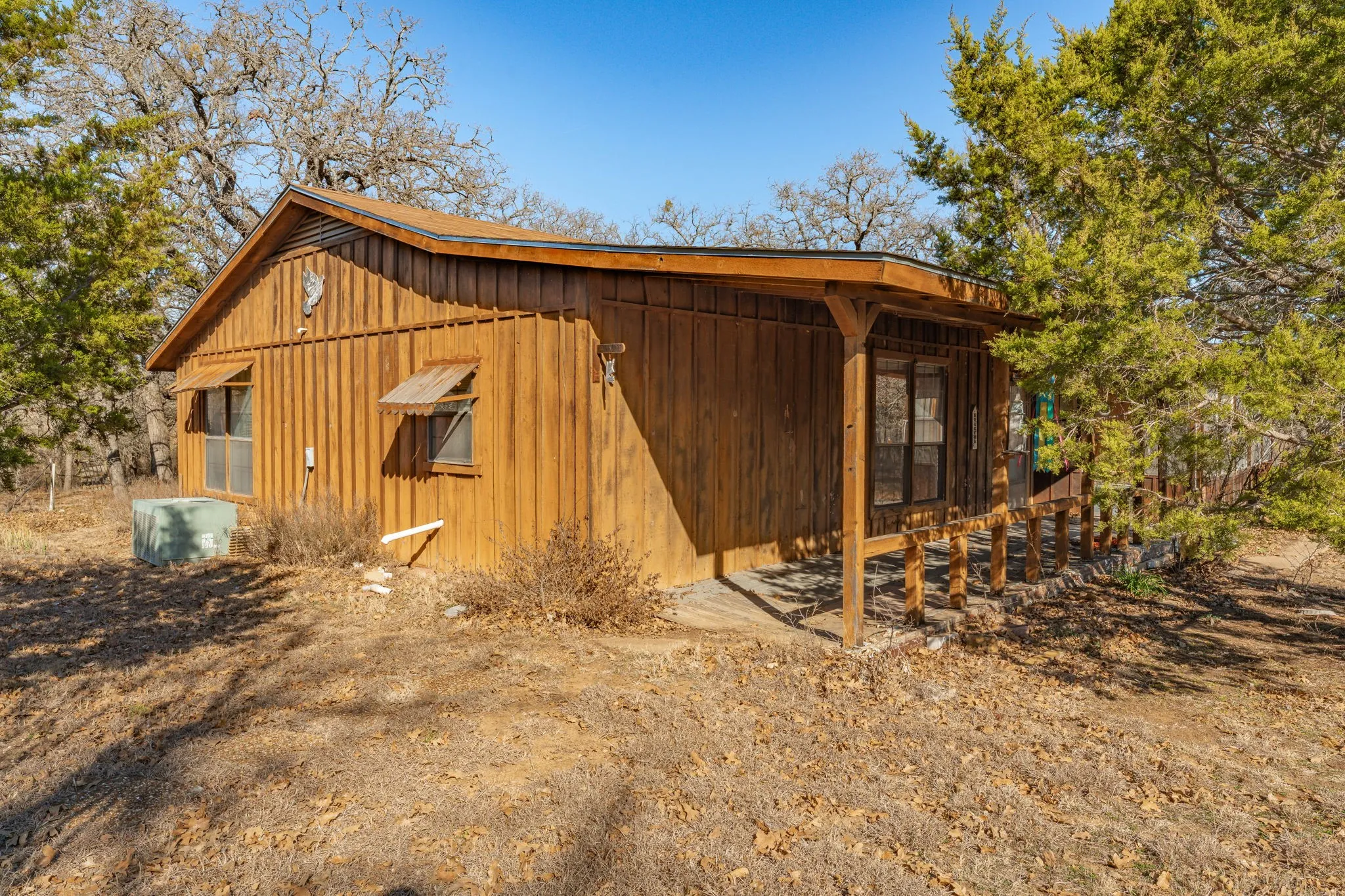 Single Family Residence For Sale in Comanche County , 650 County Road 426, De Leon, Texas 76444, 3 Bedroom, 1 Bathroom, Garage spaces, 2,275 Sqft, built in 1986, mls#21181418, Real Estate Agent in De Leon, Homes For Sale in Comanche county, Homes For Sale in De Leon, Realtor in De Leon Texas, Real Estate Brokerage Independent Realty Texas, Luminita Cordes Realtor