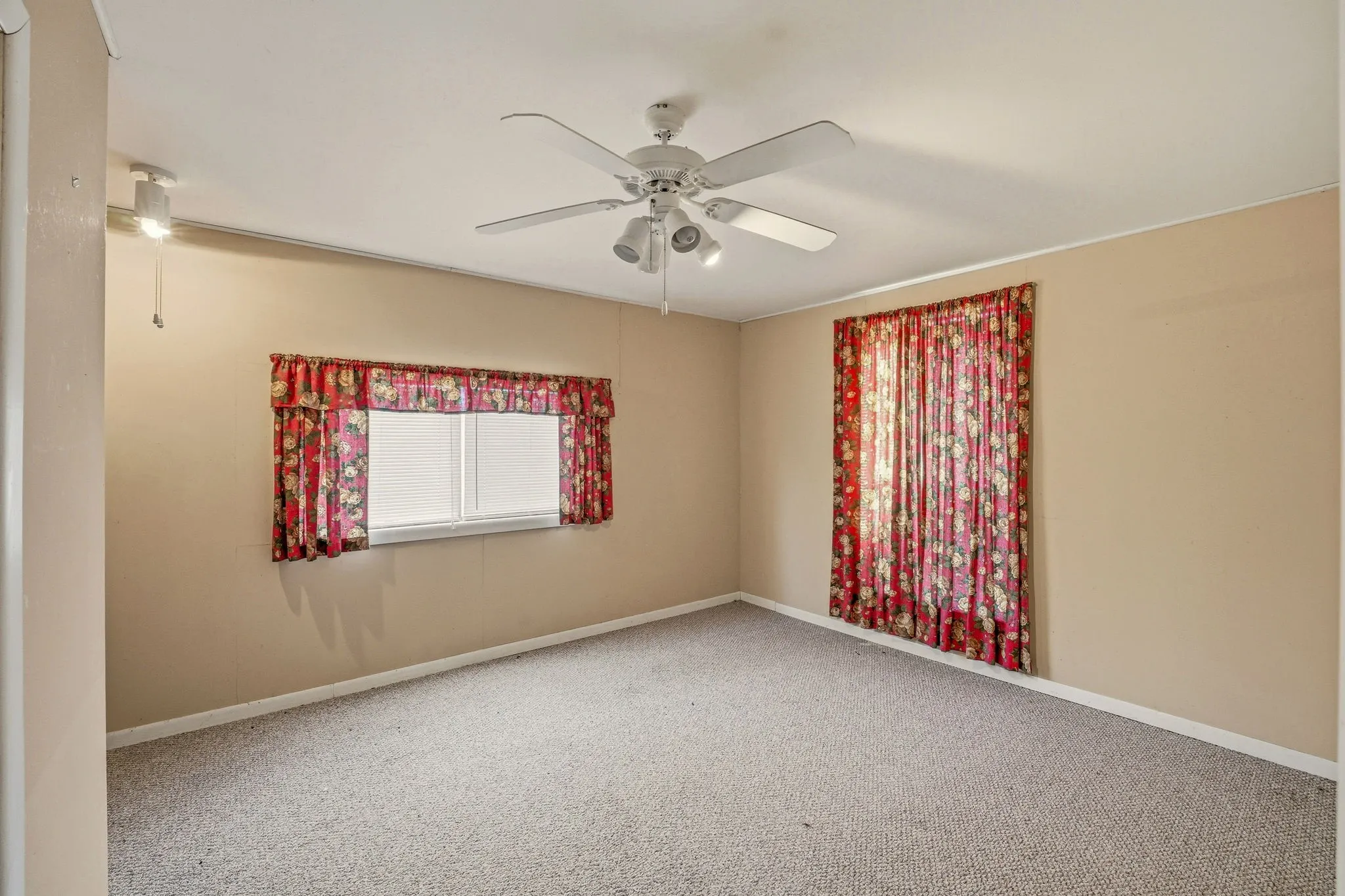Single Family Residence For Sale in Comanche County , 650 County Road 426, De Leon, Texas 76444, 3 Bedroom, 1 Bathroom, Garage spaces, 2,275 Sqft, built in 1986, mls#21181418, Real Estate Agent in De Leon, Homes For Sale in Comanche county, Homes For Sale in De Leon, Realtor in De Leon Texas, Real Estate Brokerage Independent Realty Texas, Luminita Cordes Realtor