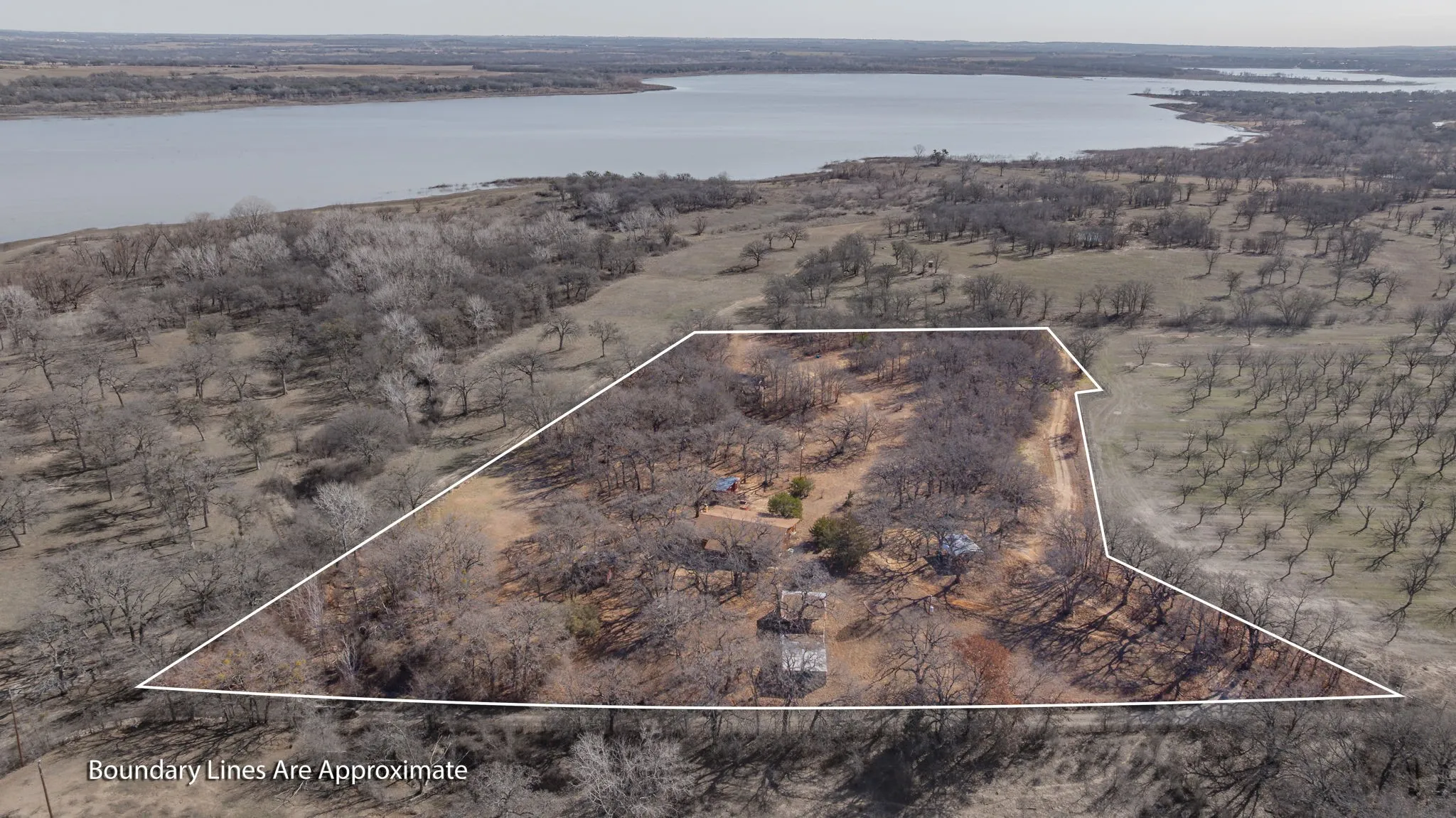 Single Family Residence For Sale in Comanche County , 650 County Road 426, De Leon, Texas 76444, 3 Bedroom, 1 Bathroom, Garage spaces, 2,275 Sqft, built in 1986, mls#21181418, Real Estate Agent in De Leon, Homes For Sale in Comanche county, Homes For Sale in De Leon, Realtor in De Leon Texas, Real Estate Brokerage Independent Realty Texas, Luminita Cordes Realtor