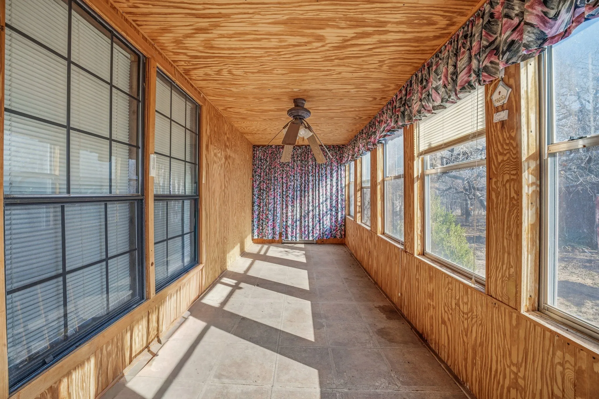 Single Family Residence For Sale in Comanche County , 650 County Road 426, De Leon, Texas 76444, 3 Bedroom, 1 Bathroom, Garage spaces, 2,275 Sqft, built in 1986, mls#21181418, Real Estate Agent in De Leon, Homes For Sale in Comanche county, Homes For Sale in De Leon, Realtor in De Leon Texas, Real Estate Brokerage Independent Realty Texas, Luminita Cordes Realtor