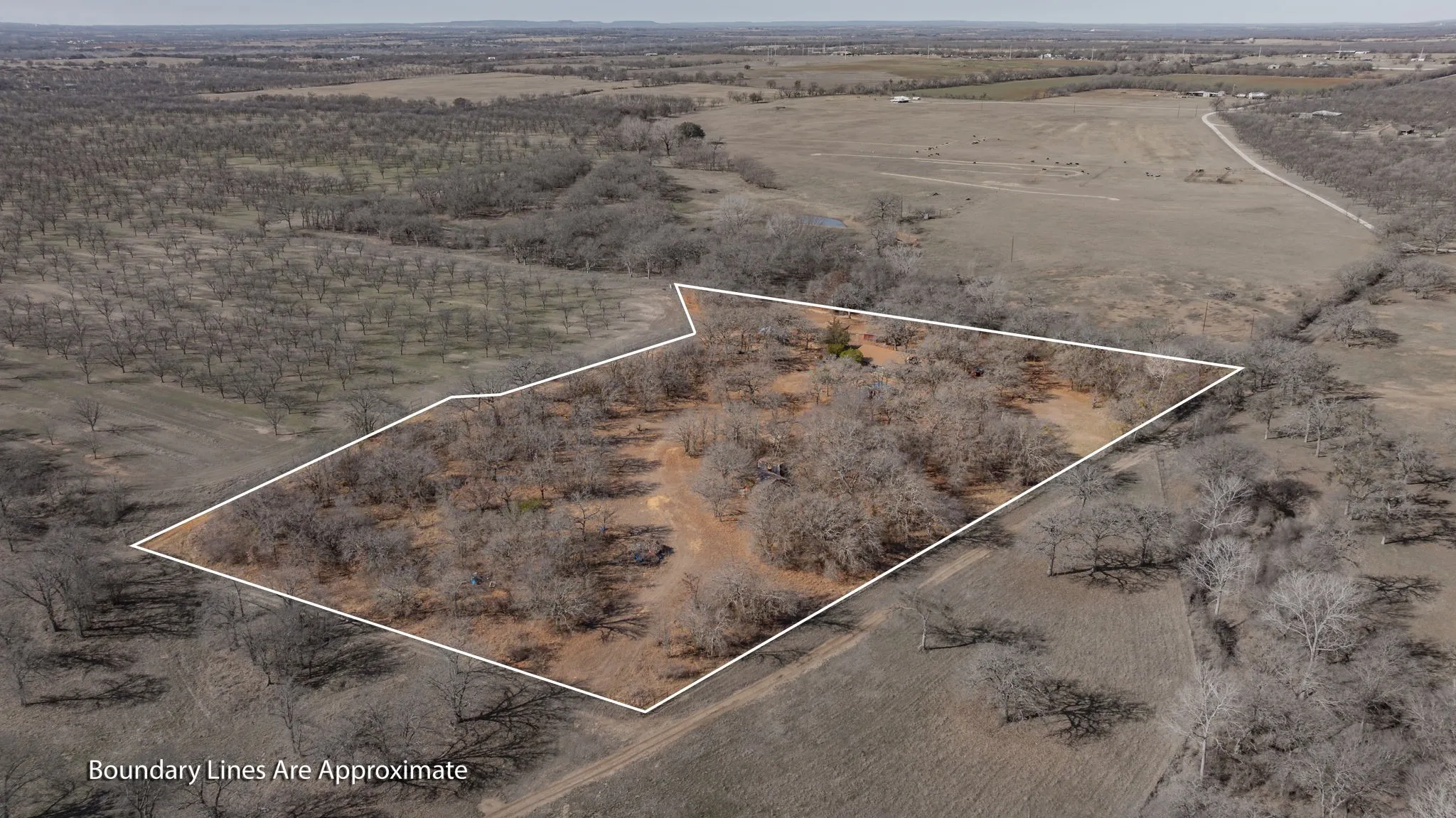 Single Family Residence For Sale in Comanche County , 650 County Road 426, De Leon, Texas 76444, 3 Bedroom, 1 Bathroom, Garage spaces, 2,275 Sqft, built in 1986, mls#21181418, Real Estate Agent in De Leon, Homes For Sale in Comanche county, Homes For Sale in De Leon, Realtor in De Leon Texas, Real Estate Brokerage Independent Realty Texas, Luminita Cordes Realtor