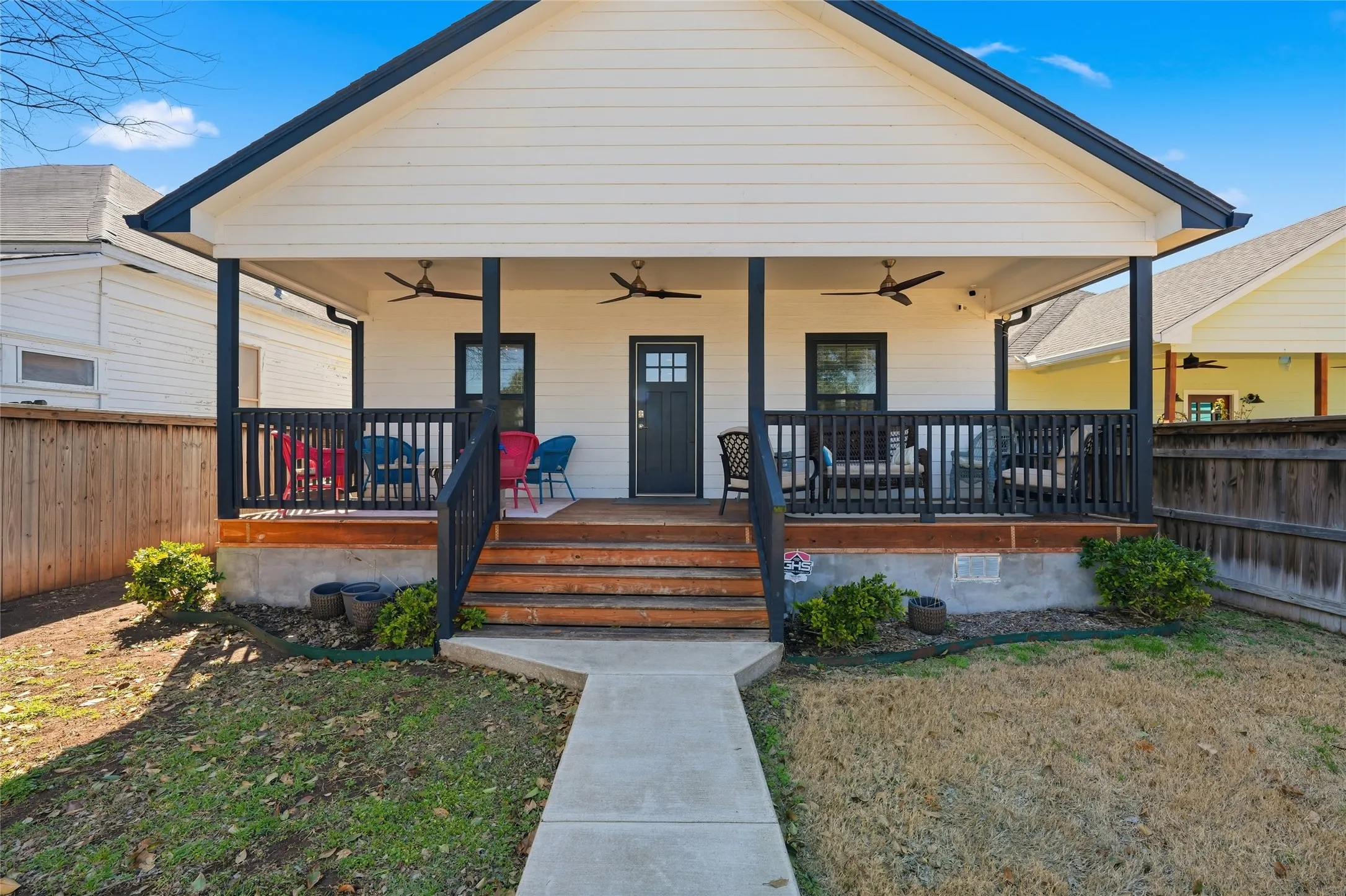 Single Family Residence For Sale in Mc Lennan County , 714 S 9th Street, Waco, Texas 76706, 3 Bedrooms, 4 Bathrooms, Garage spaces, 1,461 Sqft, built in 1912, Price $500,000, mls#21183942, Real Estate Agent in Waco, Homes For Sale in Mc Lennan county, Homes For Sale in Waco, Realtor in Waco Texas, Real Estate Brokerage Independent Realty Texas, Luminita Cordes Realtor