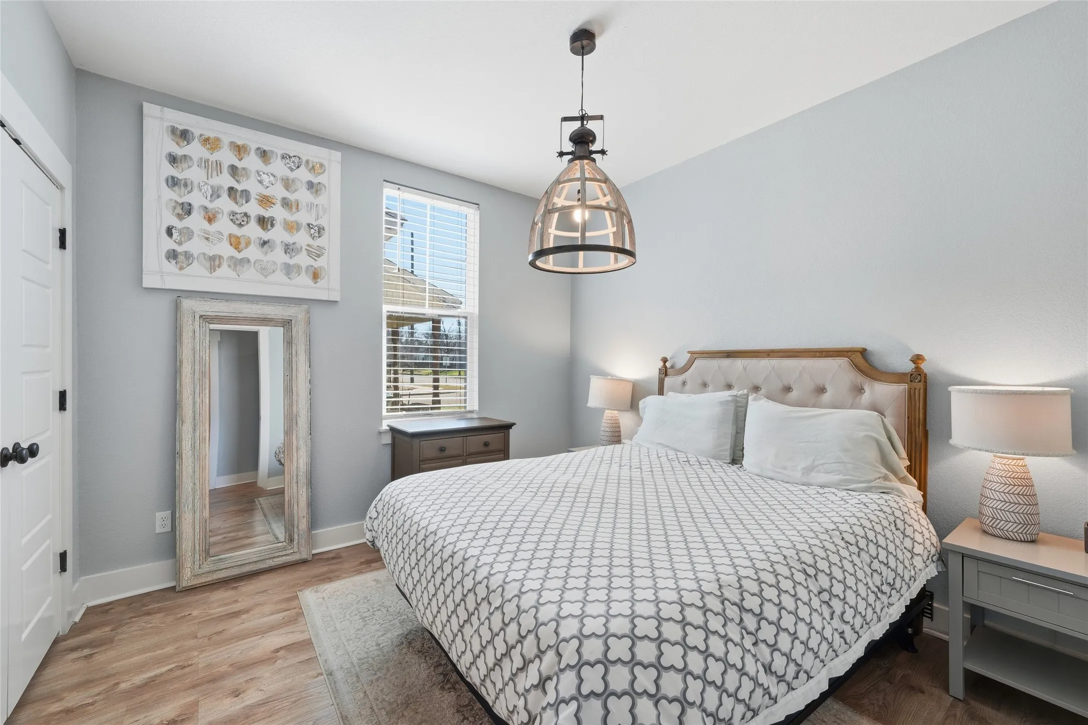Single Family Residence For Sale in Mc Lennan County , 714 S 9th Street, Waco, Texas 76706, 3 Bedrooms, 4 Bathrooms, Garage spaces, 1,461 Sqft, built in 1912, Price $500,000, mls#21183942, Real Estate Agent in Waco, Homes For Sale in Mc Lennan county, Homes For Sale in Waco, Realtor in Waco Texas, Real Estate Brokerage Independent Realty Texas, Luminita Cordes Realtor