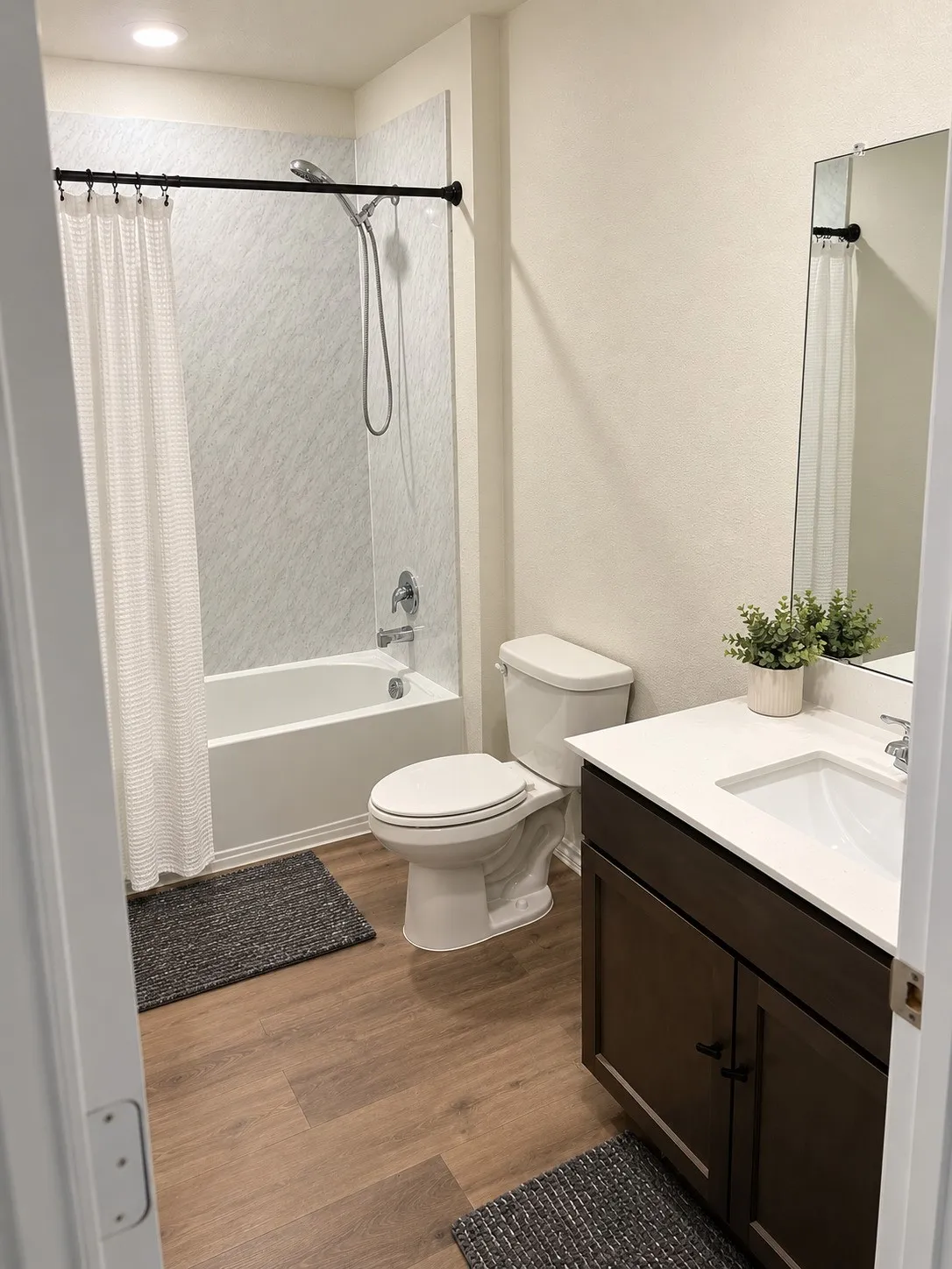 Single Family Residence For Sale in Kaufman County , 3546 Mildren Bend, Crandall, Texas 75114, 3 Bedroom, 2 Bathroom, 2 Garage spaces, 1,452 Sqft, built in 2023, Preowned, mls#21177635, Real Estate Agent in Crandall, Homes For Sale in Kaufman county, Homes For Sale in Crandall, Realtor in Crandall Texas, Real Estate Brokerage Independent Realty Texas, Luminita Cordes Realtor