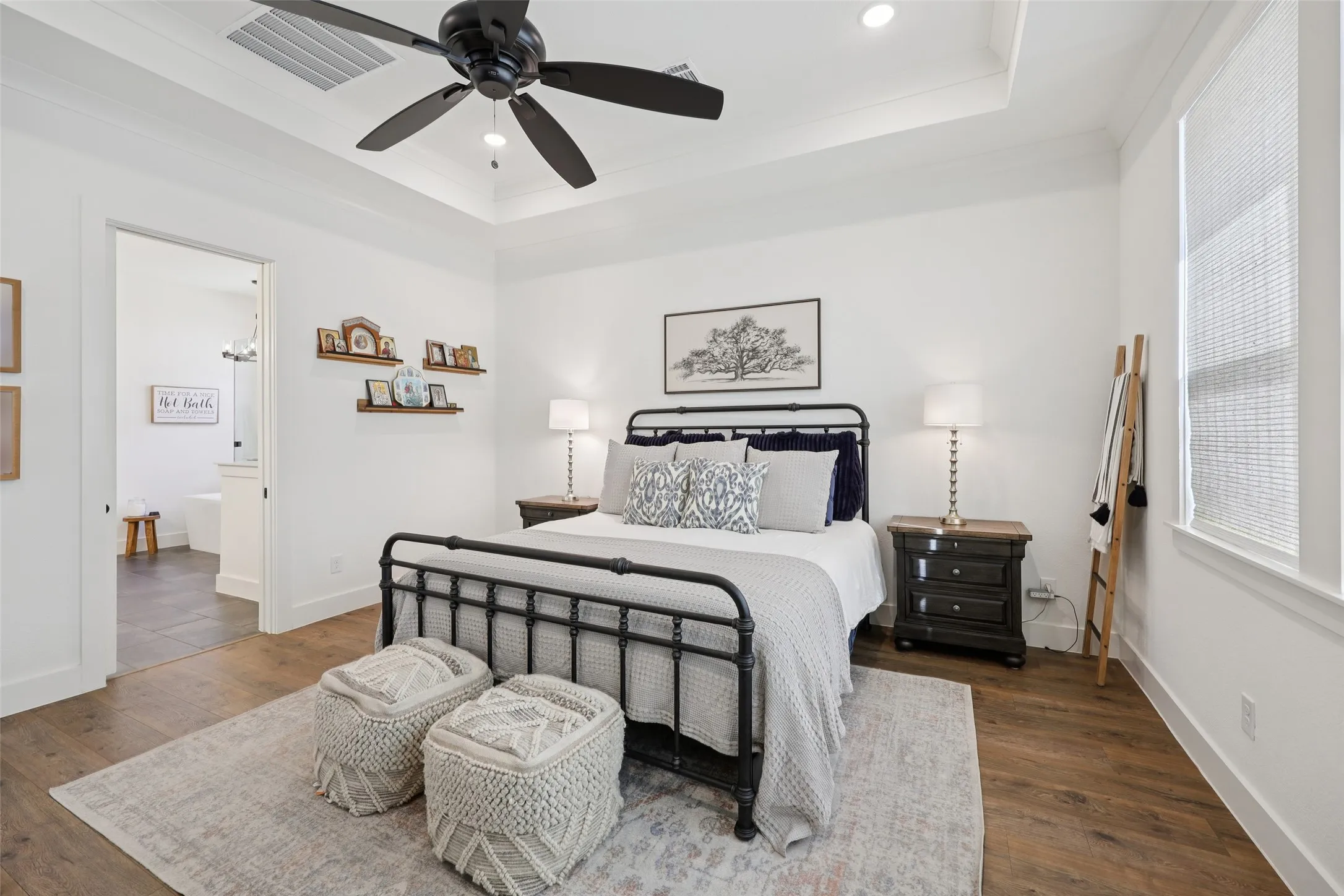 Single Family Residence For Sale in Tarrant County , 7224 Smith Farm Drive, North Richland Hills, Texas 76182, 4 Bedrooms, 3 Bathrooms, 3 Garage spaces, 3,528 Sqft, built in 2022, Preowned, Price $985,000, mls#21184274, Real Estate Agent in North Richland Hills, Homes For Sale in Tarrant county, Homes For Sale in North Richland Hills, Realtor in North Richland Hills Texas, Real Estate Brokerage Independent Realty Texas, Luminita Cordes Realtor