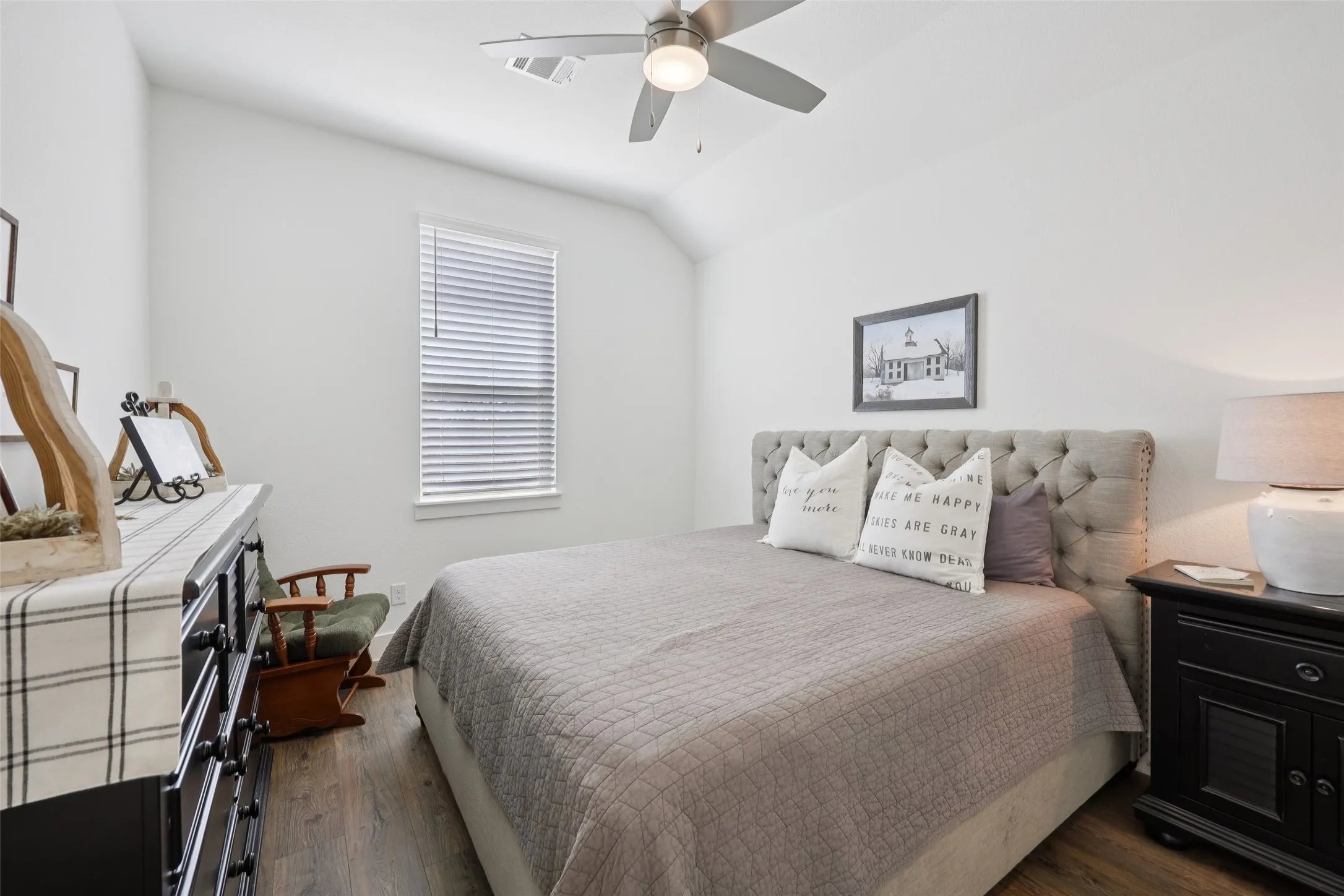 Single Family Residence For Sale in Tarrant County , 7224 Smith Farm Drive, North Richland Hills, Texas 76182, 4 Bedrooms, 3 Bathrooms, 3 Garage spaces, 3,528 Sqft, built in 2022, Preowned, Price $985,000, mls#21184274, Real Estate Agent in North Richland Hills, Homes For Sale in Tarrant county, Homes For Sale in North Richland Hills, Realtor in North Richland Hills Texas, Real Estate Brokerage Independent Realty Texas, Luminita Cordes Realtor