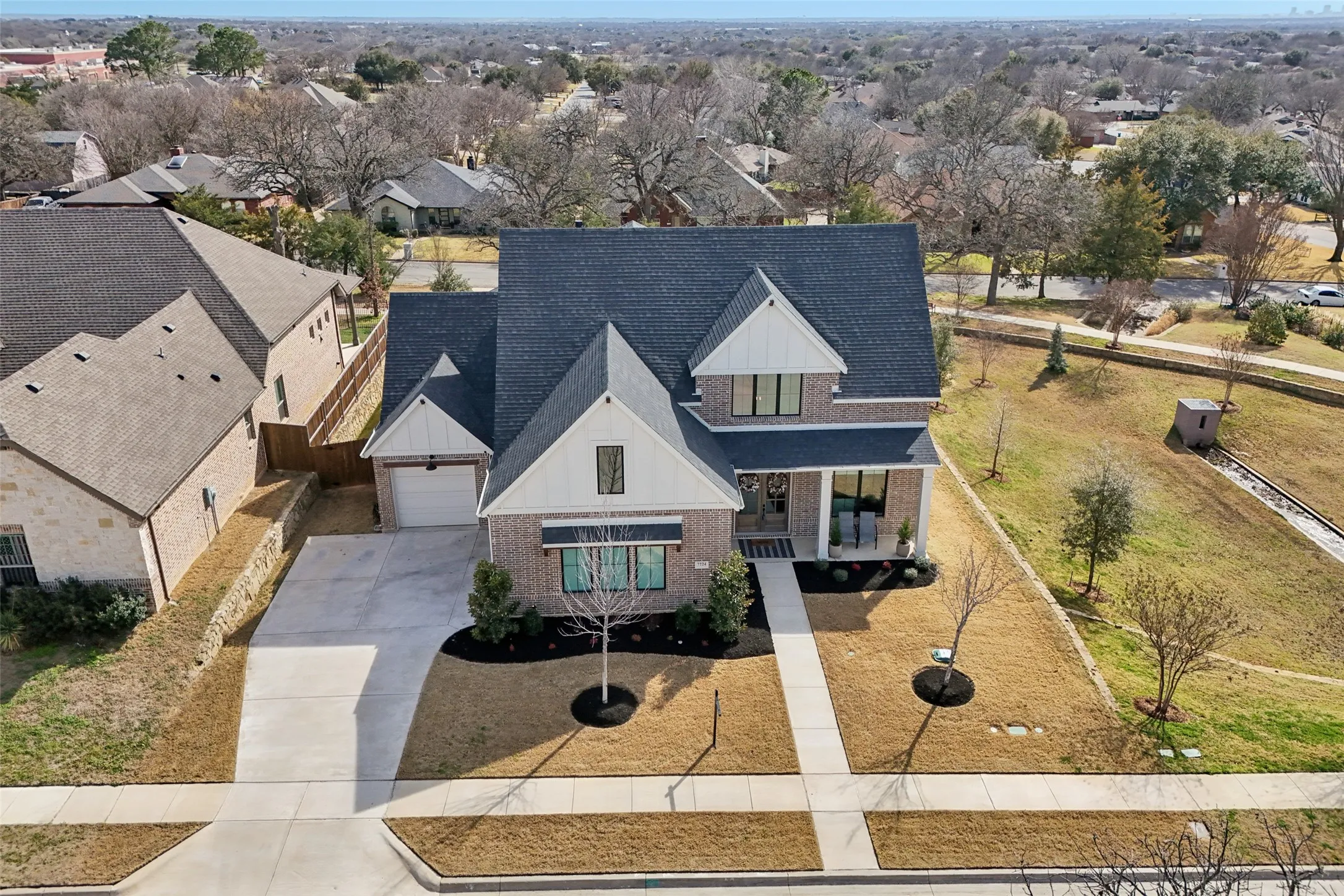 Single Family Residence For Sale in Tarrant County , 7224 Smith Farm Drive, North Richland Hills, Texas 76182, 4 Bedrooms, 3 Bathrooms, 3 Garage spaces, 3,528 Sqft, built in 2022, Preowned, Price $985,000, mls#21184274, Real Estate Agent in North Richland Hills, Homes For Sale in Tarrant county, Homes For Sale in North Richland Hills, Realtor in North Richland Hills Texas, Real Estate Brokerage Independent Realty Texas, Luminita Cordes Realtor