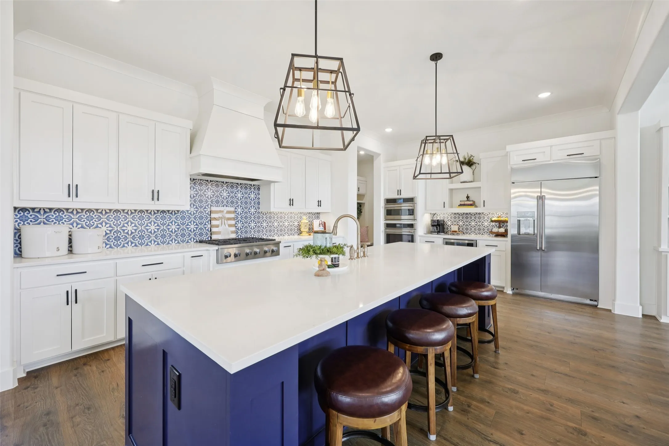 Single Family Residence For Sale in Tarrant County , 7224 Smith Farm Drive, North Richland Hills, Texas 76182, 4 Bedrooms, 3 Bathrooms, 3 Garage spaces, 3,528 Sqft, built in 2022, Preowned, Price $985,000, mls#21184274, Real Estate Agent in North Richland Hills, Homes For Sale in Tarrant county, Homes For Sale in North Richland Hills, Realtor in North Richland Hills Texas, Real Estate Brokerage Independent Realty Texas, Luminita Cordes Realtor