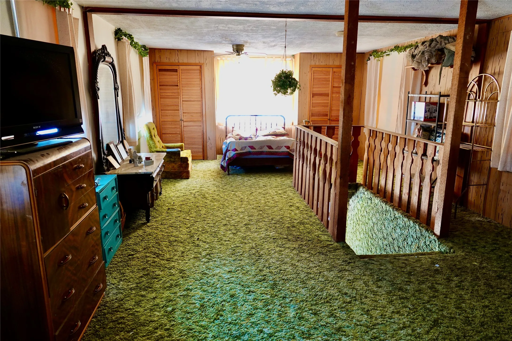 Farm For Sale in Mills County , 981 W Hwy 84, Mullin, Texas 76864, 3 Bedroom, 1 Bathroom, Garage spaces, 2,088 Sqft, built in 1930, mls#21184328, Real Estate Agent in Mullin, Homes For Sale in Mills county, Homes For Sale in Mullin, Realtor in Mullin Texas, Real Estate Brokerage Independent Realty Texas, Luminita Cordes Realtor