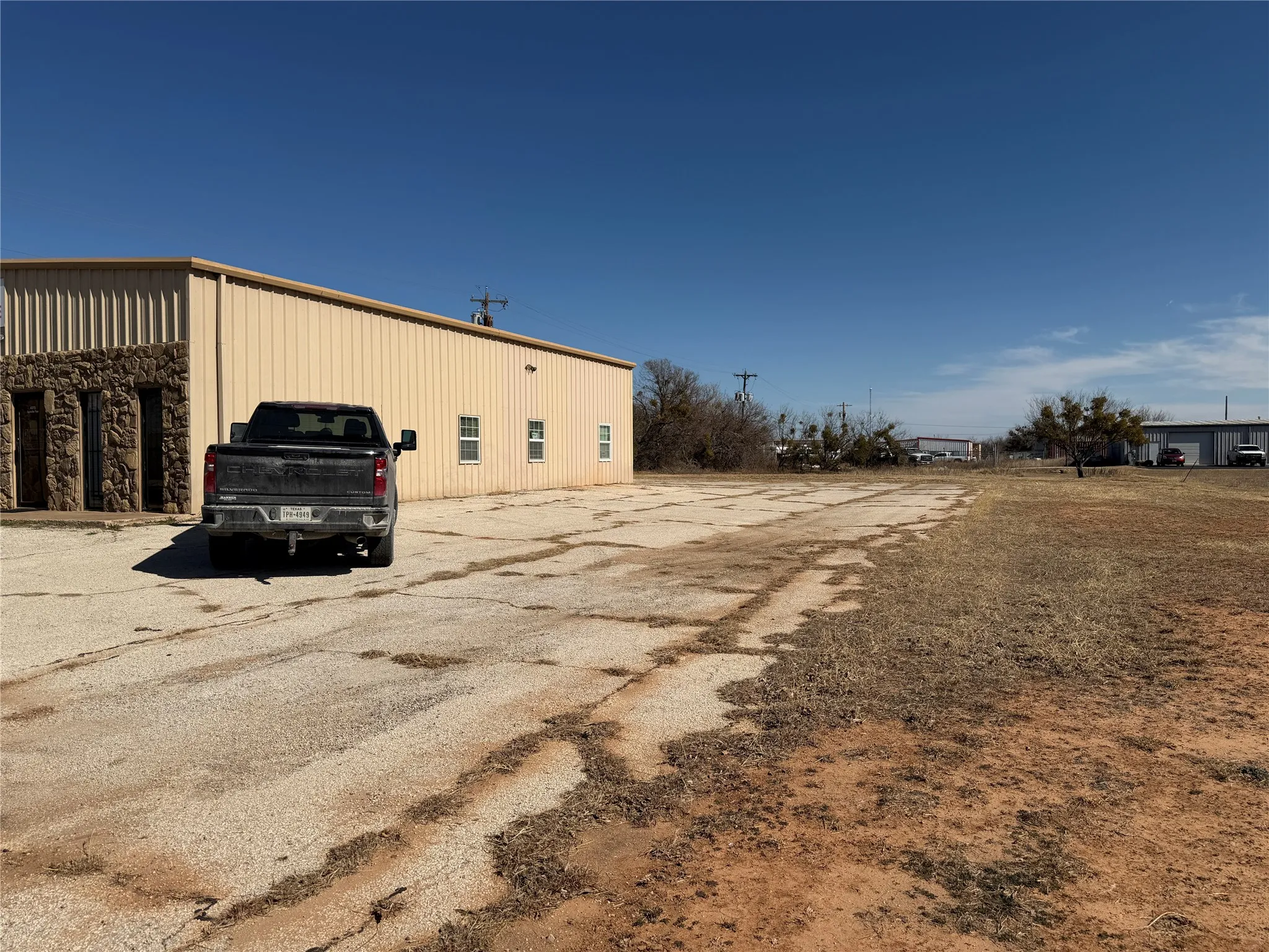 Office For Sale in Taylor County , 4373 Spindletop Drive, Abilene, Texas 79602, 0, 0, Garage spaces, 0 Sqft, built in 1985, Preowned, mls#21162906, Real Estate Agent in Abilene, Homes For Sale in Taylor county, Homes For Sale in Abilene, Realtor in Abilene Texas, Real Estate Brokerage Independent Realty Texas, Luminita Cordes Realtor